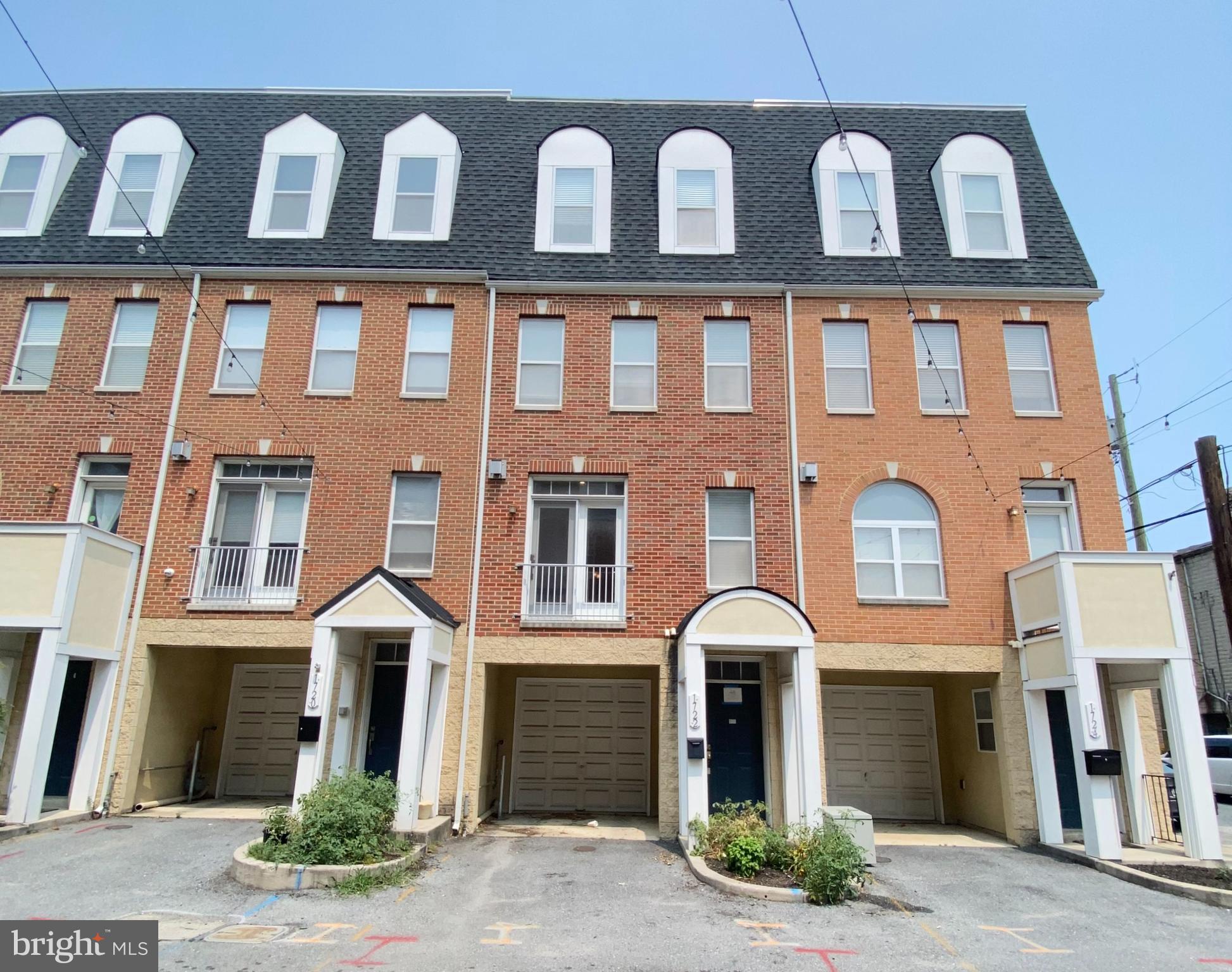 FELLS POINT HISTORIC DISTRICT - Residential