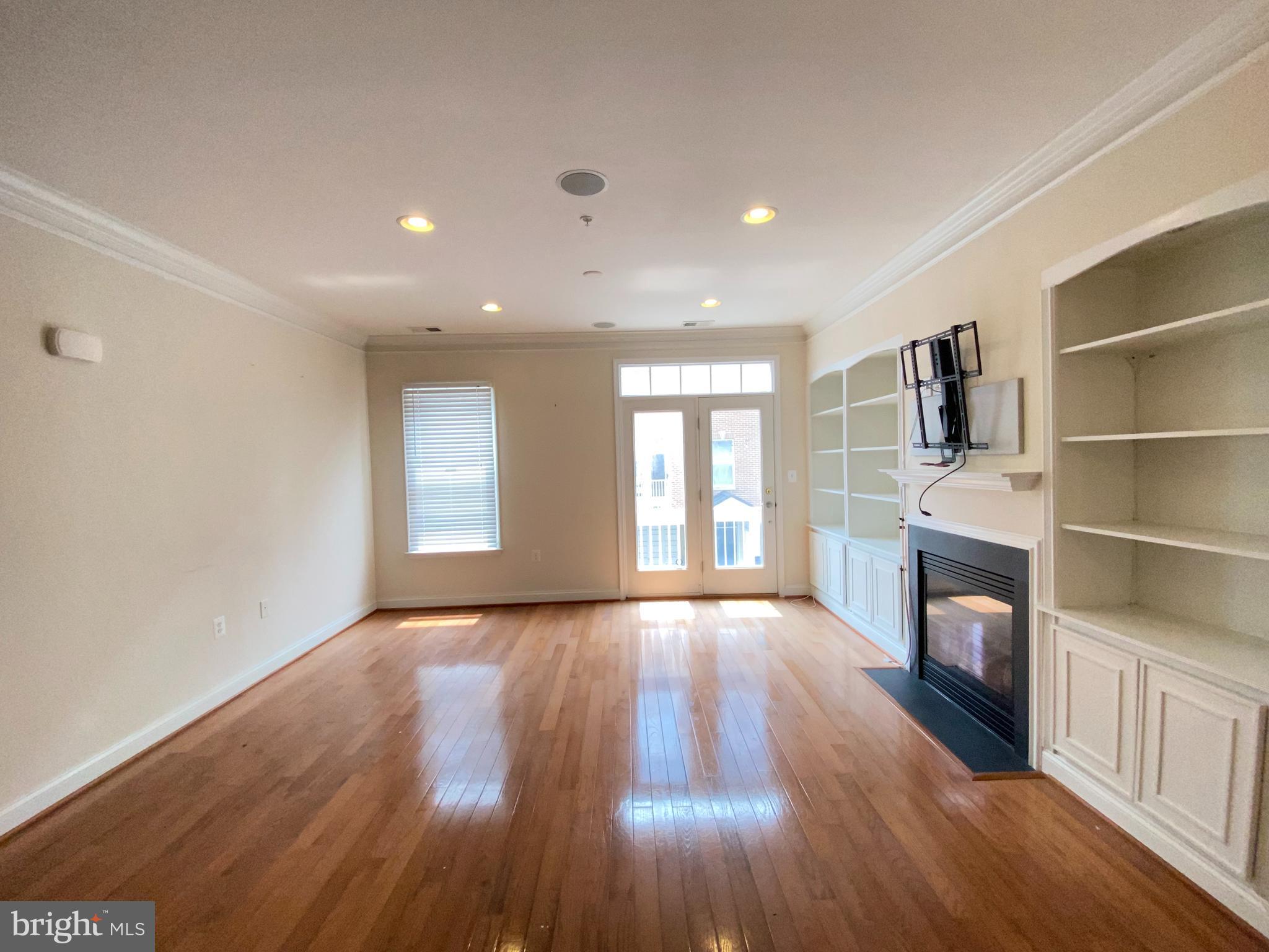 FELLS POINT HISTORIC DISTRICT - Residential