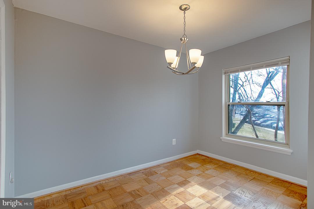 MARLOW TOWERS CONDOMINIUMS - Residential Lease