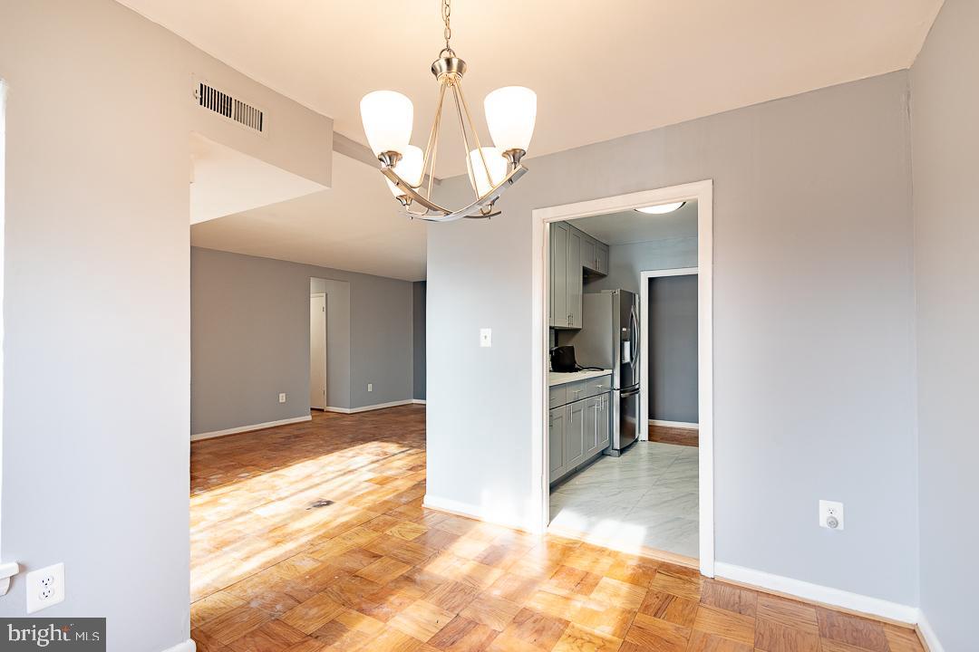 MARLOW TOWERS CONDOMINIUMS - Residential Lease