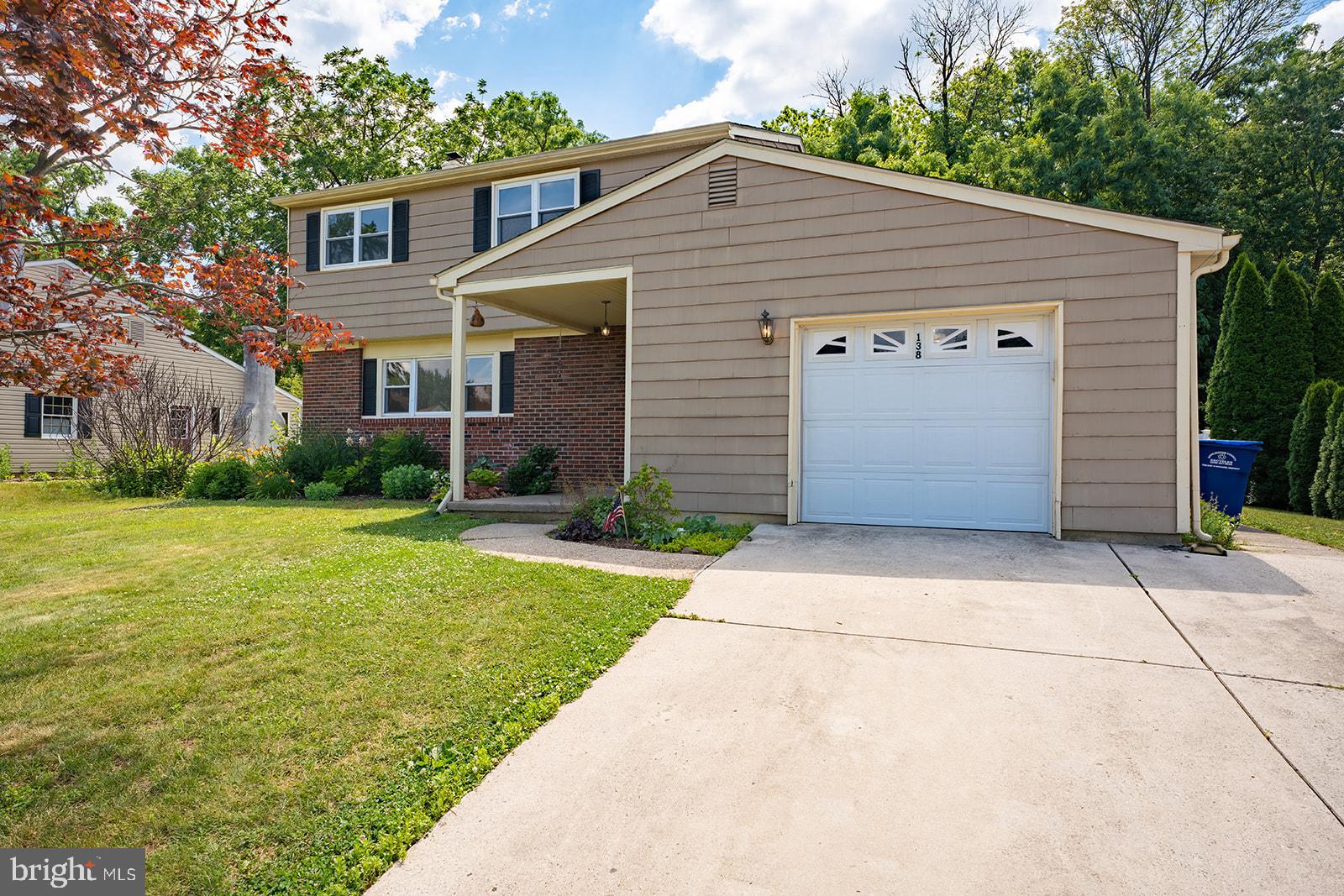 138 JACQUELINE AVENUE