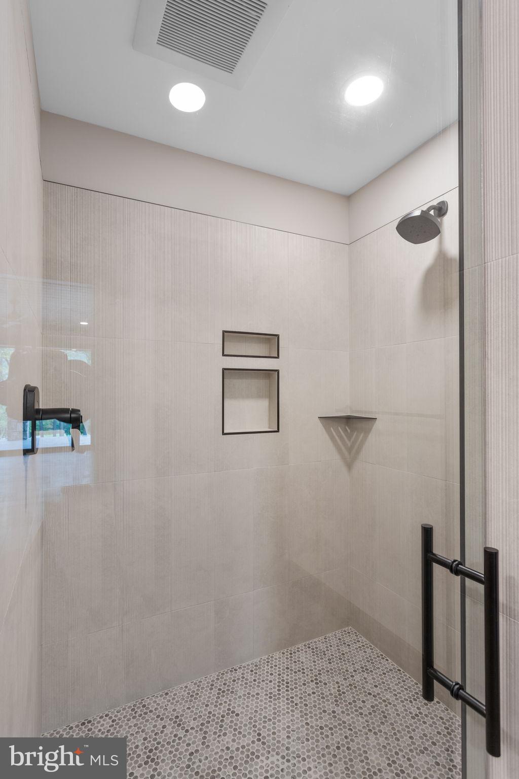 FISHER MOUNTAIN GOLF CLUB & RESORT - Residential