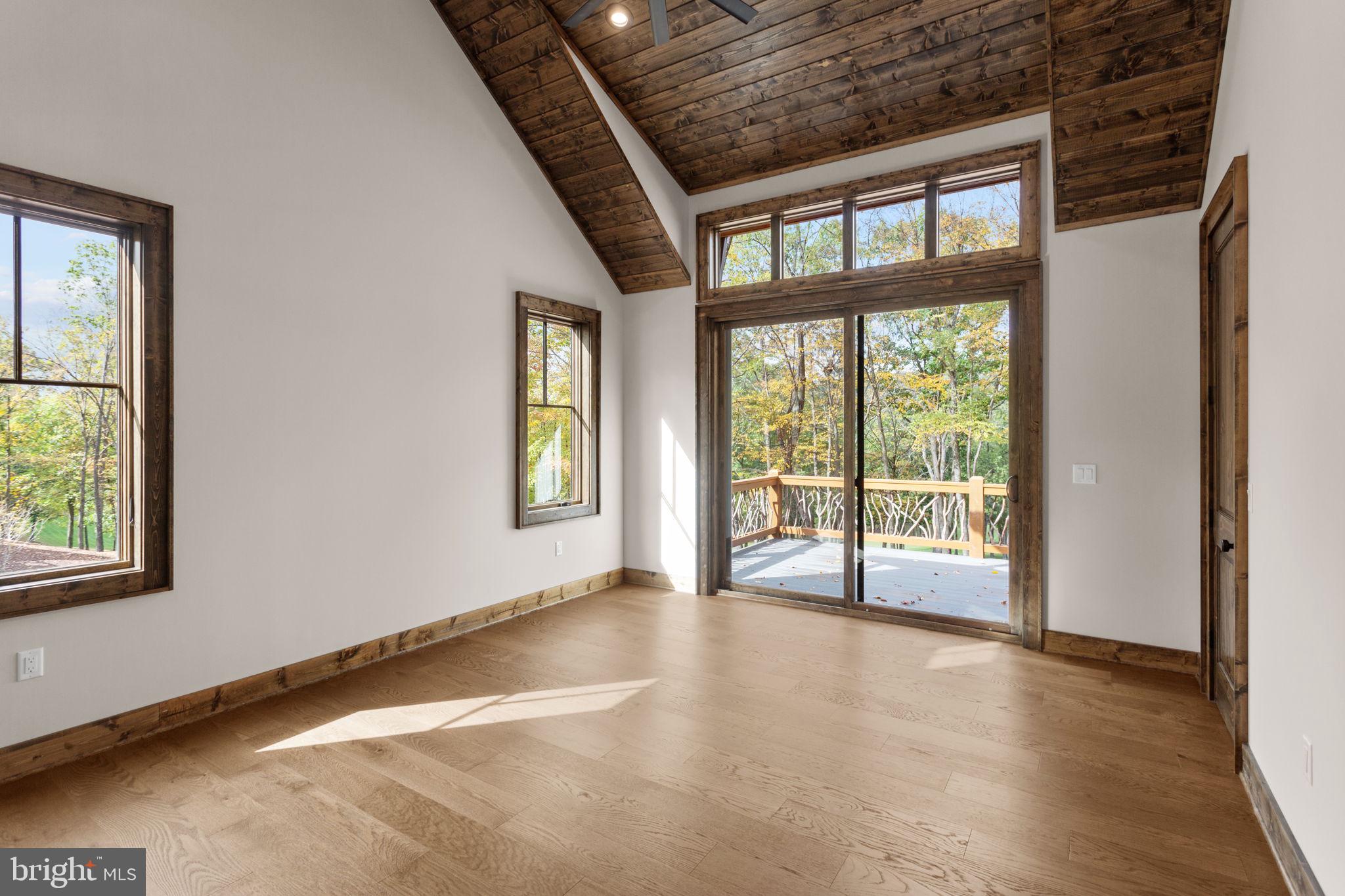 FISHER MOUNTAIN GOLF CLUB & RESORT - Residential