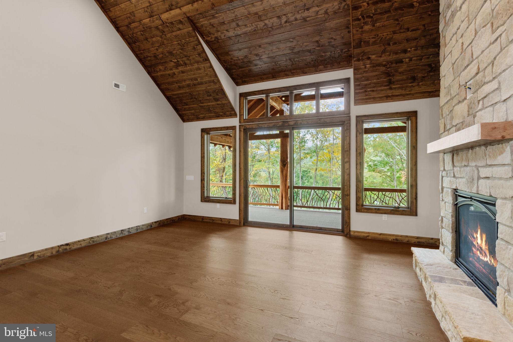 FISHER MOUNTAIN GOLF CLUB & RESORT - Residential