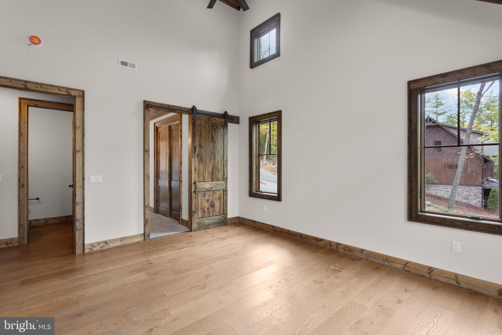 FISHER MOUNTAIN GOLF CLUB & RESORT - Residential