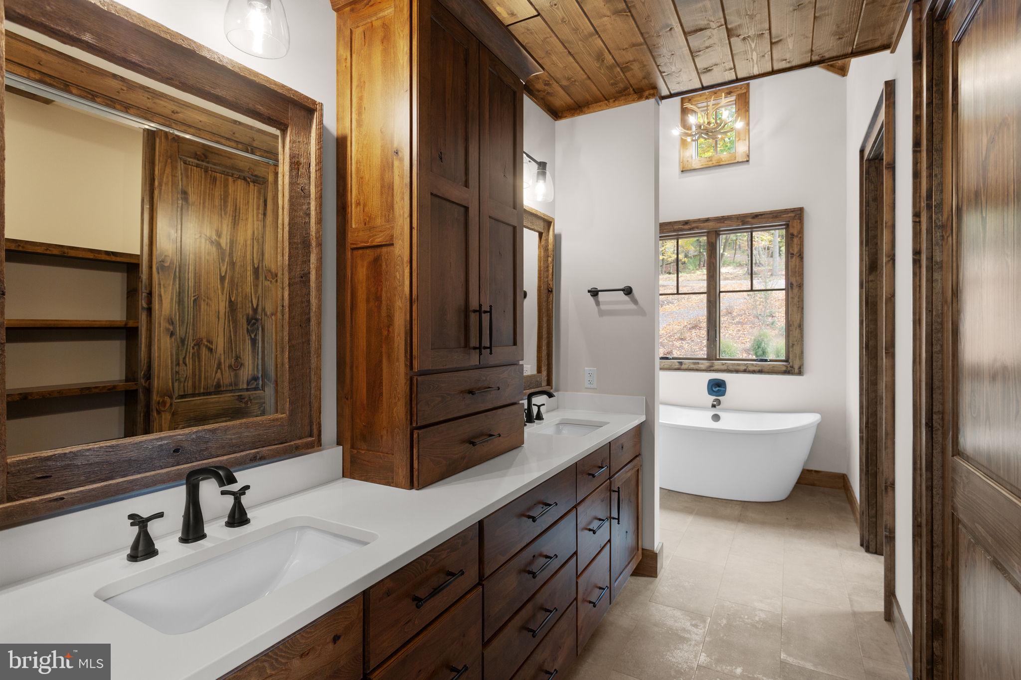 FISHER MOUNTAIN GOLF CLUB & RESORT - Residential