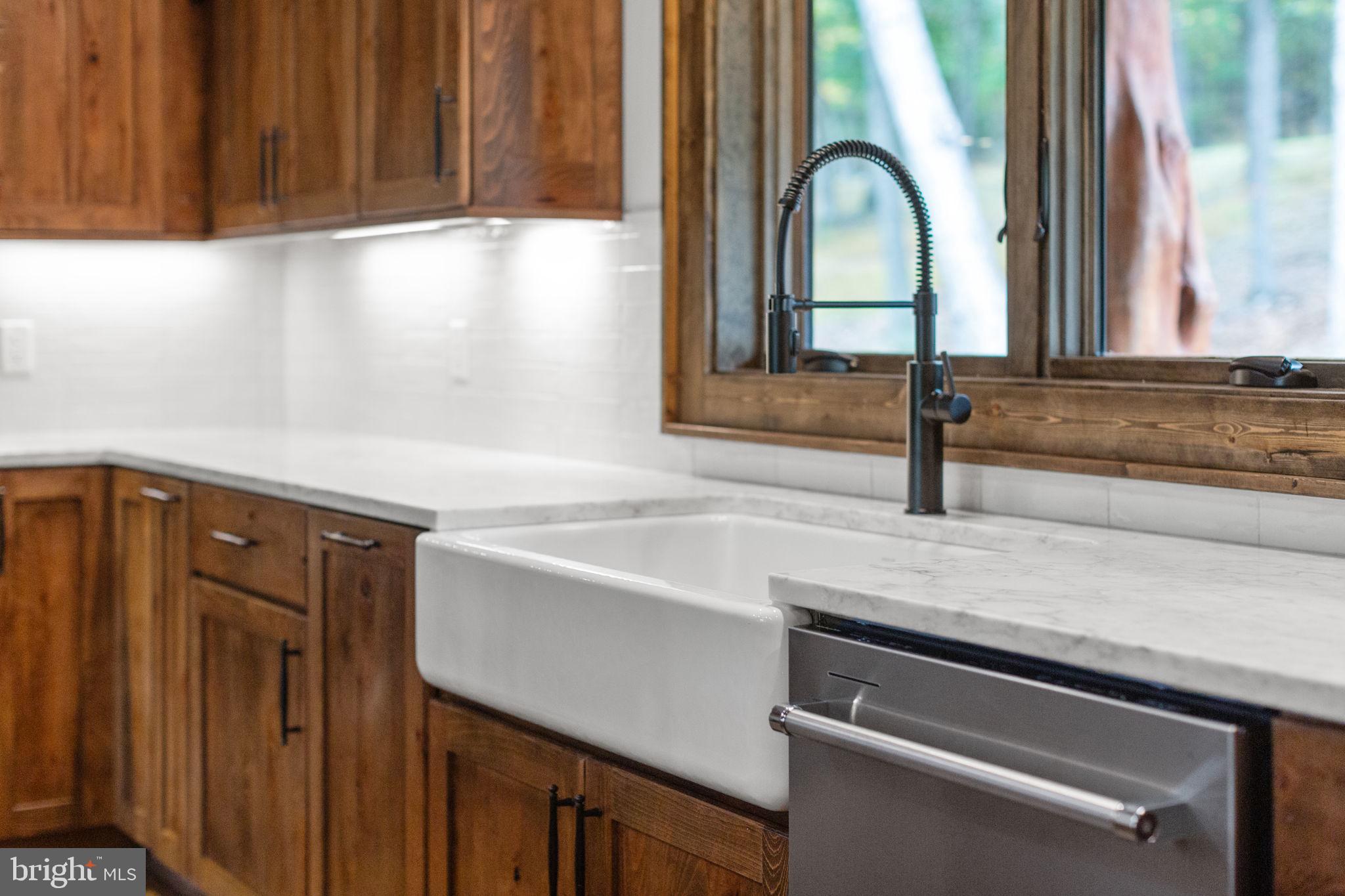 FISHER MOUNTAIN GOLF CLUB & RESORT - Residential