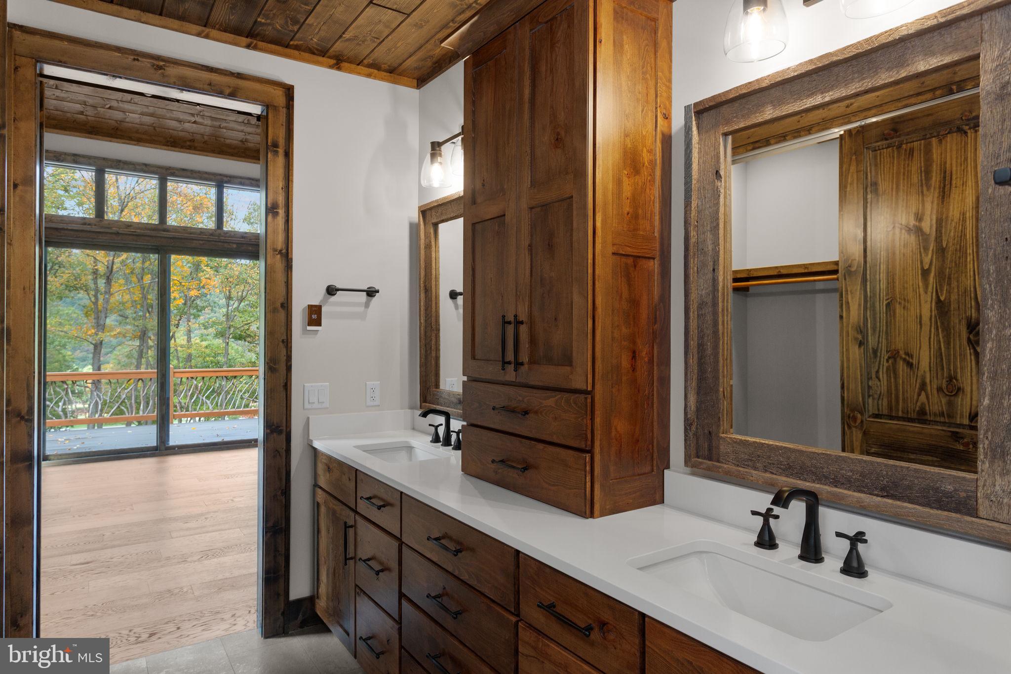 FISHER MOUNTAIN GOLF CLUB & RESORT - Residential