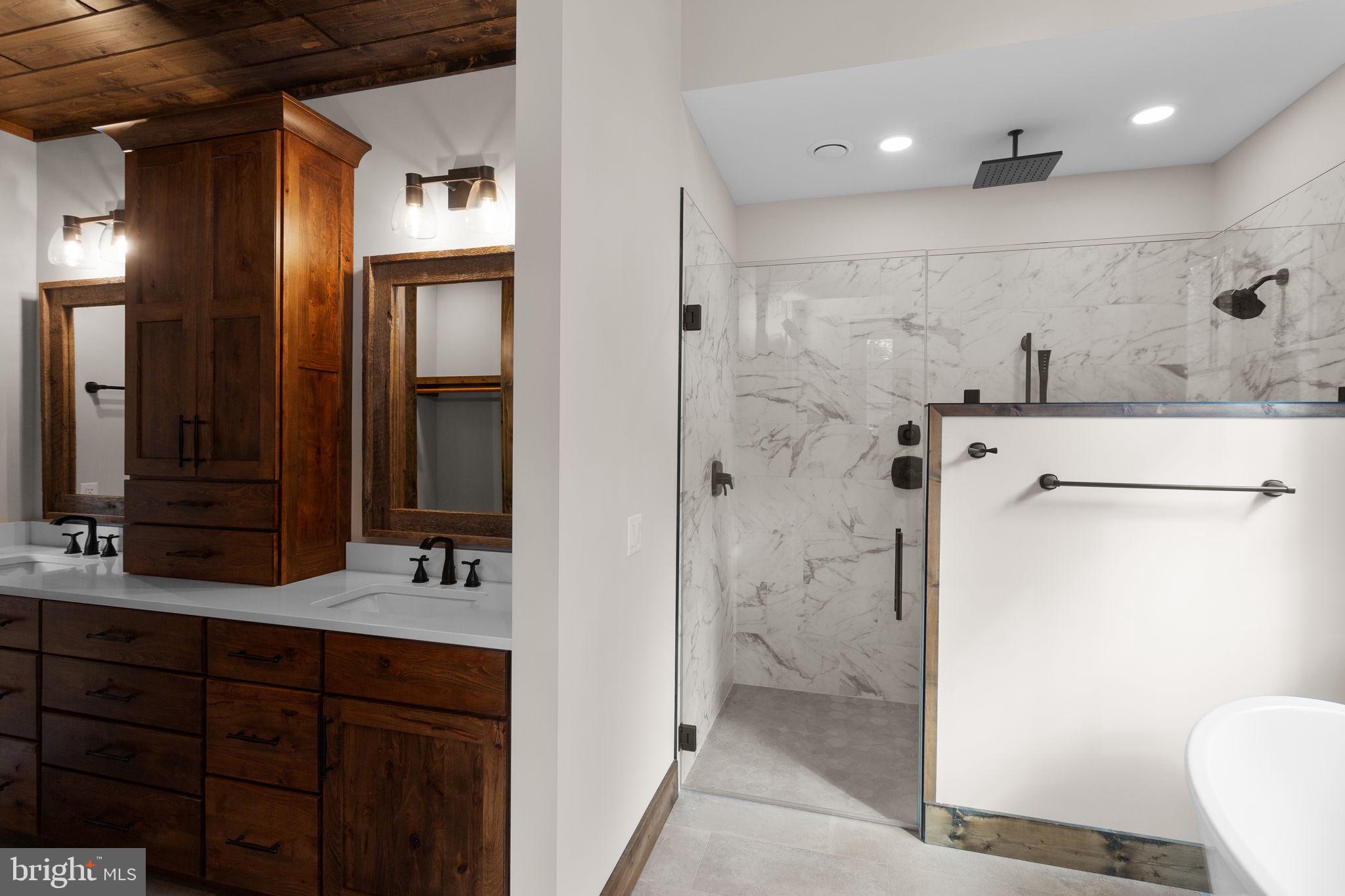 FISHER MOUNTAIN GOLF CLUB & RESORT - Residential