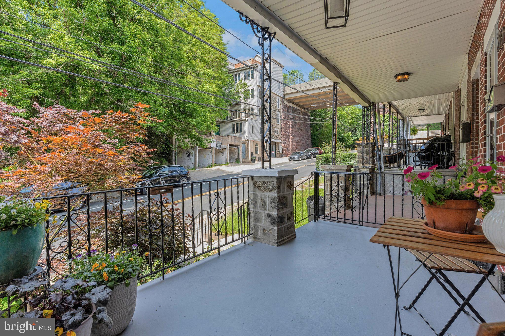 219 SHURS LANE