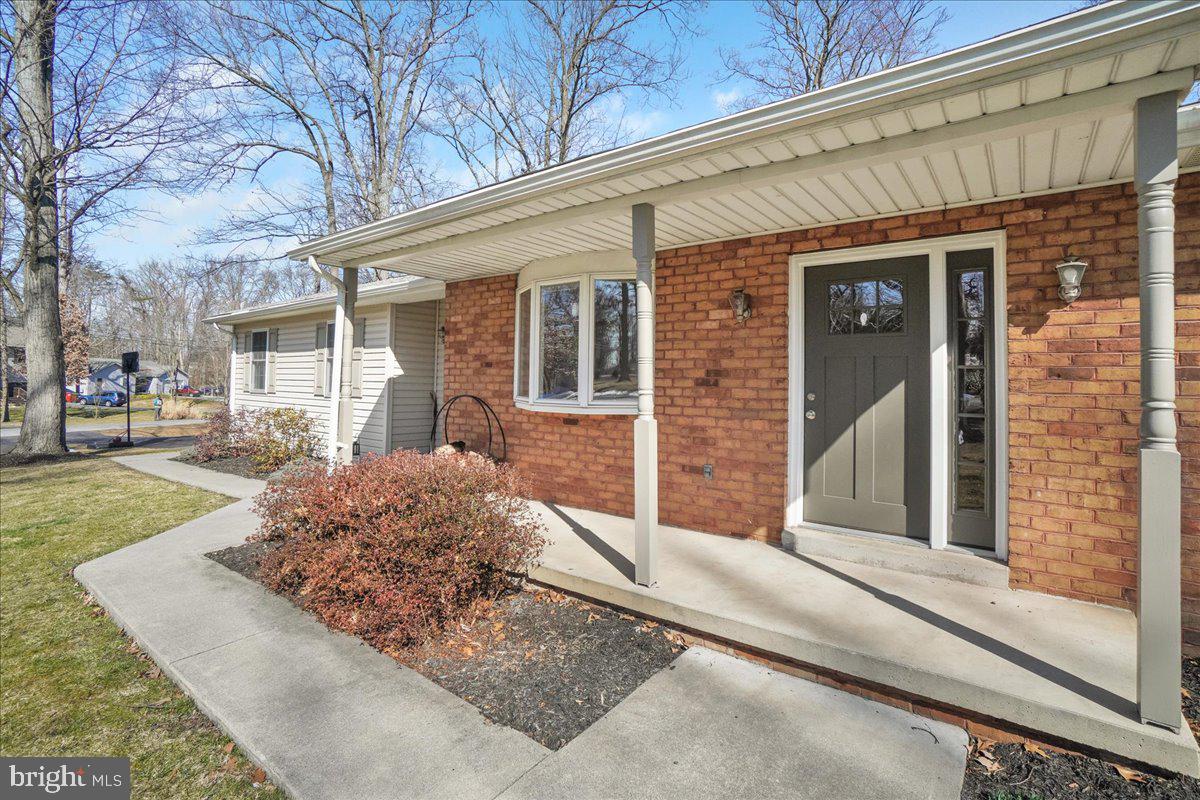 LAKE HERITAGE - Residential