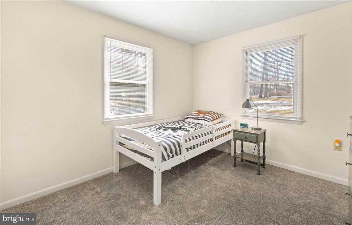 LAKE HERITAGE - Residential