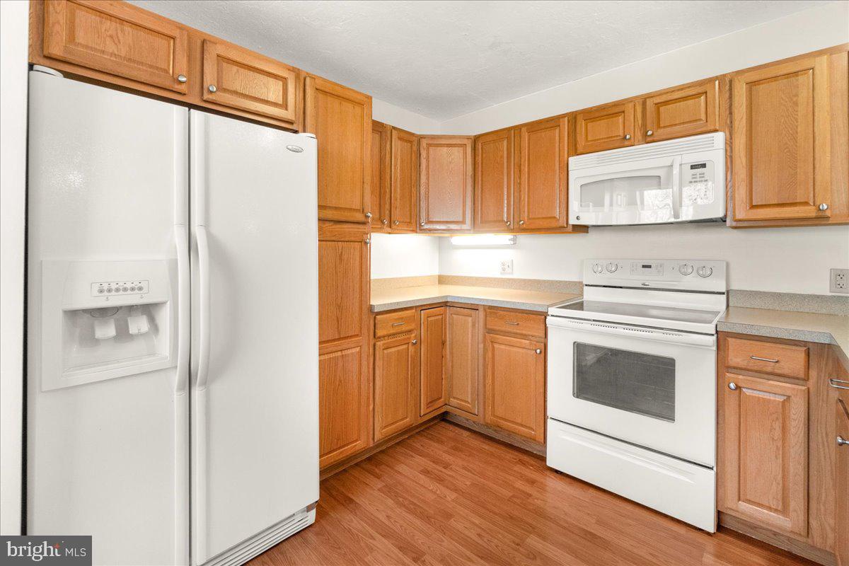 LAKE HERITAGE - Residential