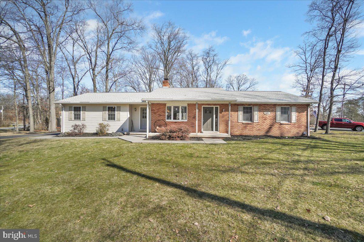 LAKE HERITAGE - Residential