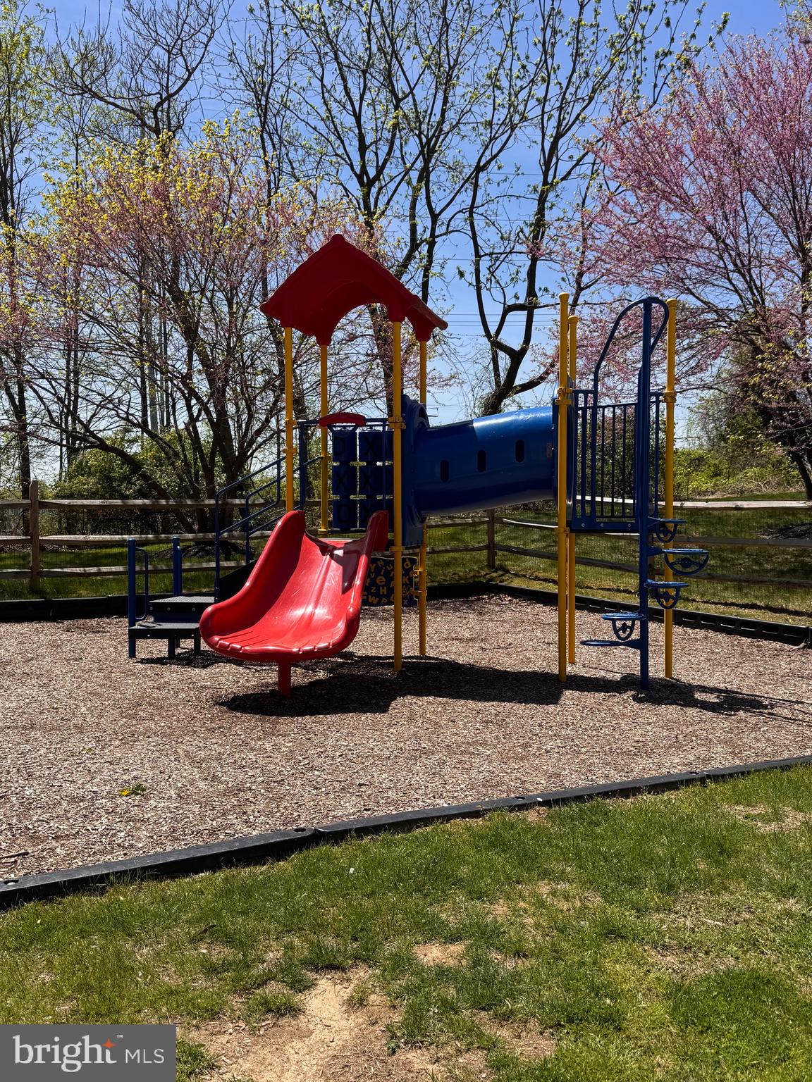 WINDSOR RIDGE - Residential Lease