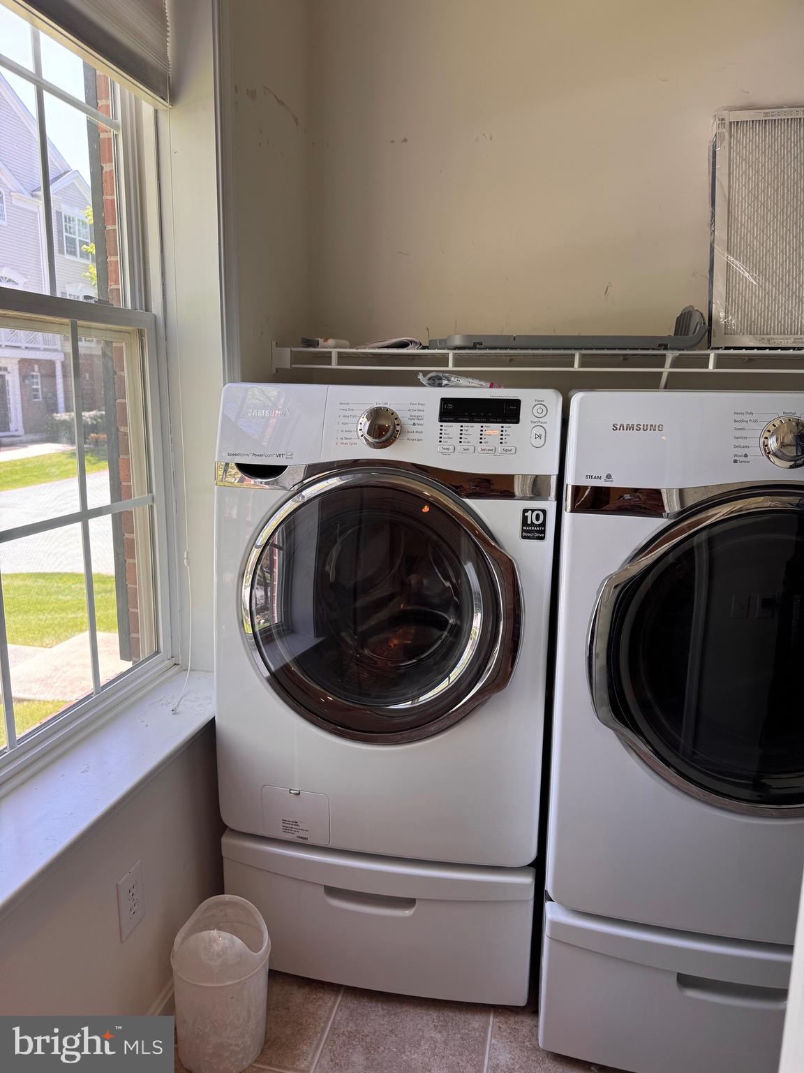 WINDSOR RIDGE - Residential Lease