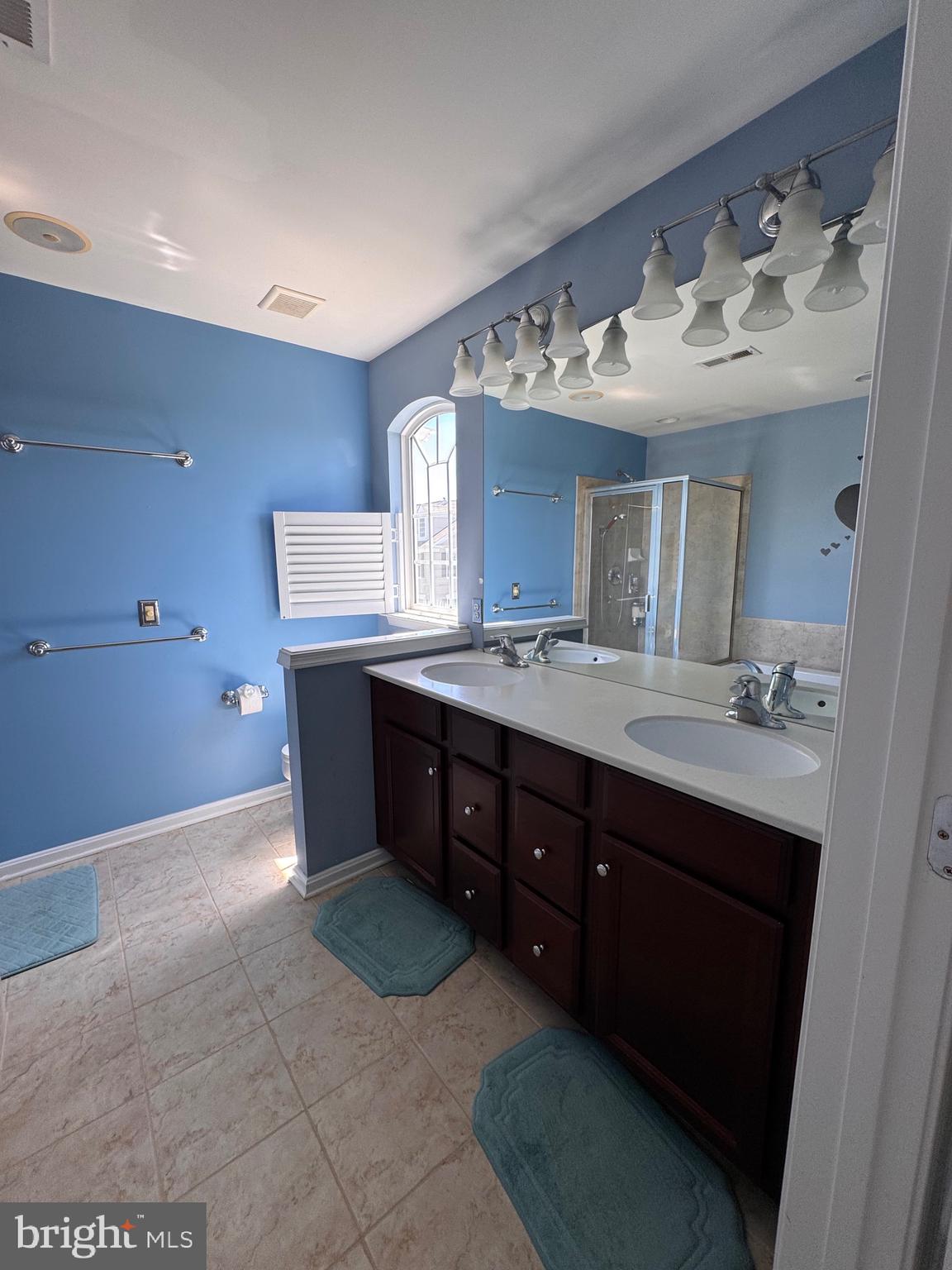 WINDSOR RIDGE - Residential Lease