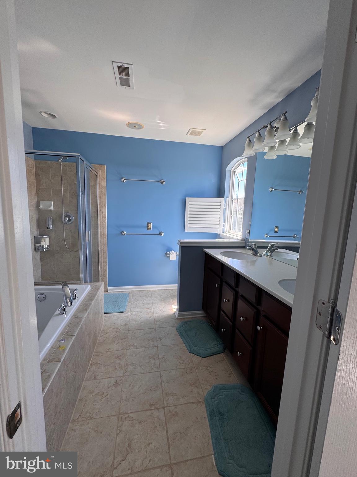 WINDSOR RIDGE - Residential Lease