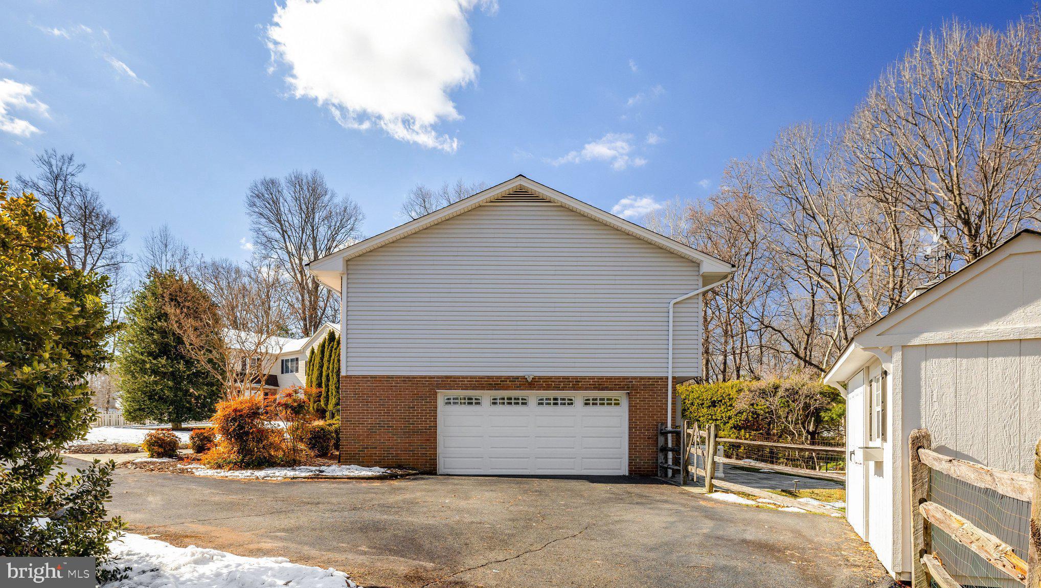 WAYSIDE - Residential