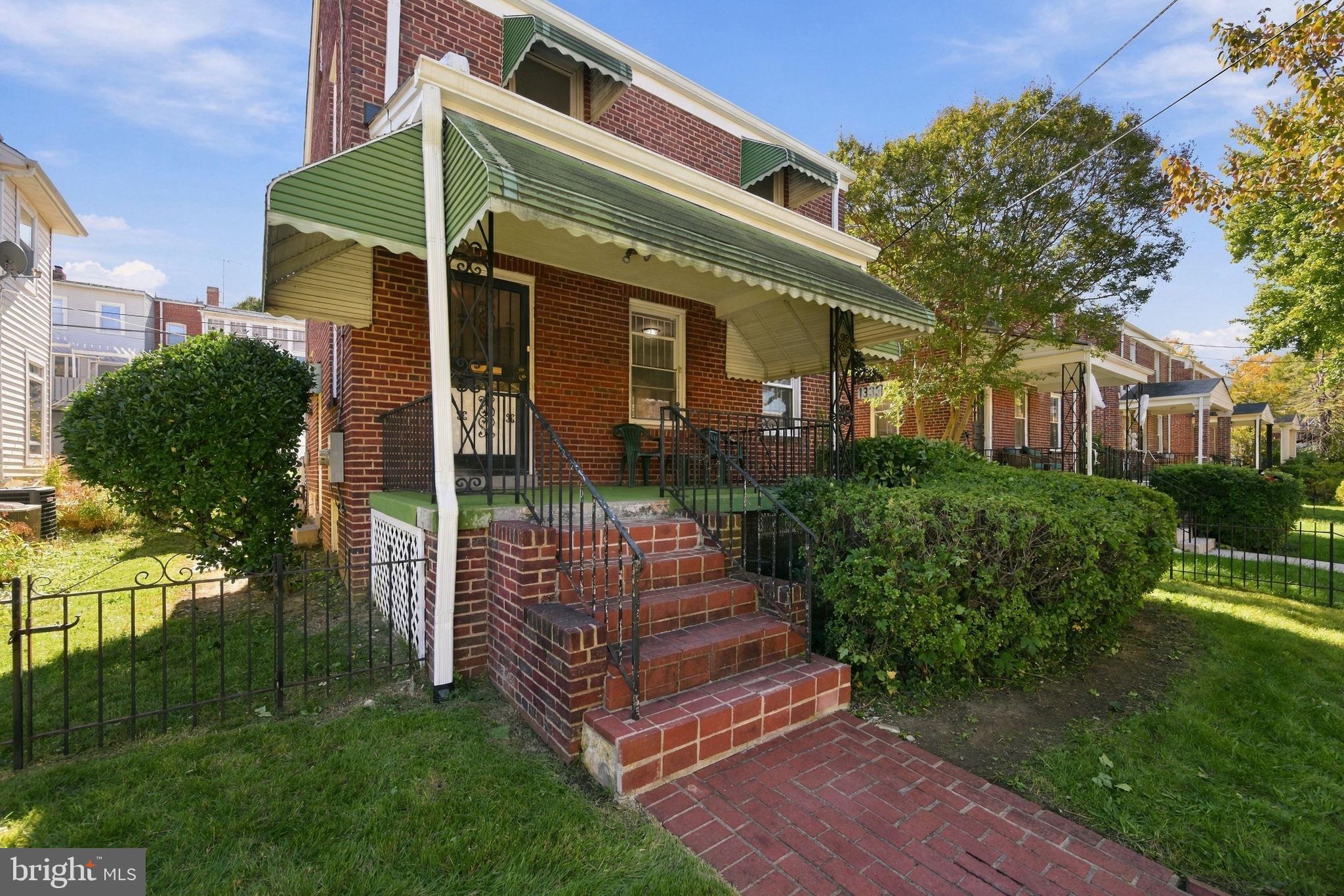 1333 RITCHIE PLACE NE