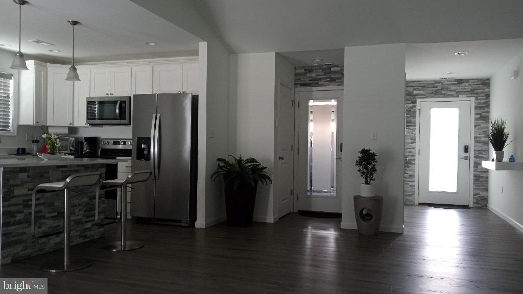 PRENTISS POINT - Residential