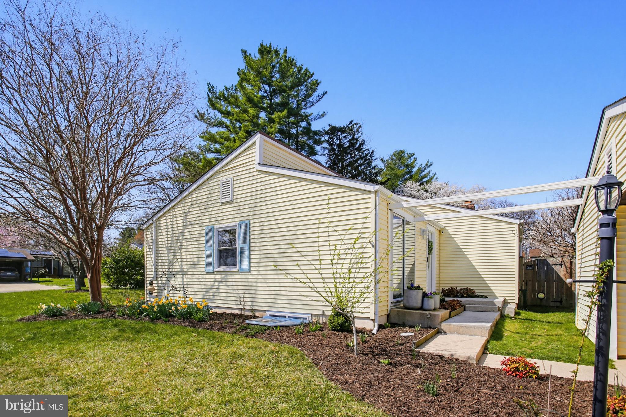 CLEMENS CROSSING - Residential