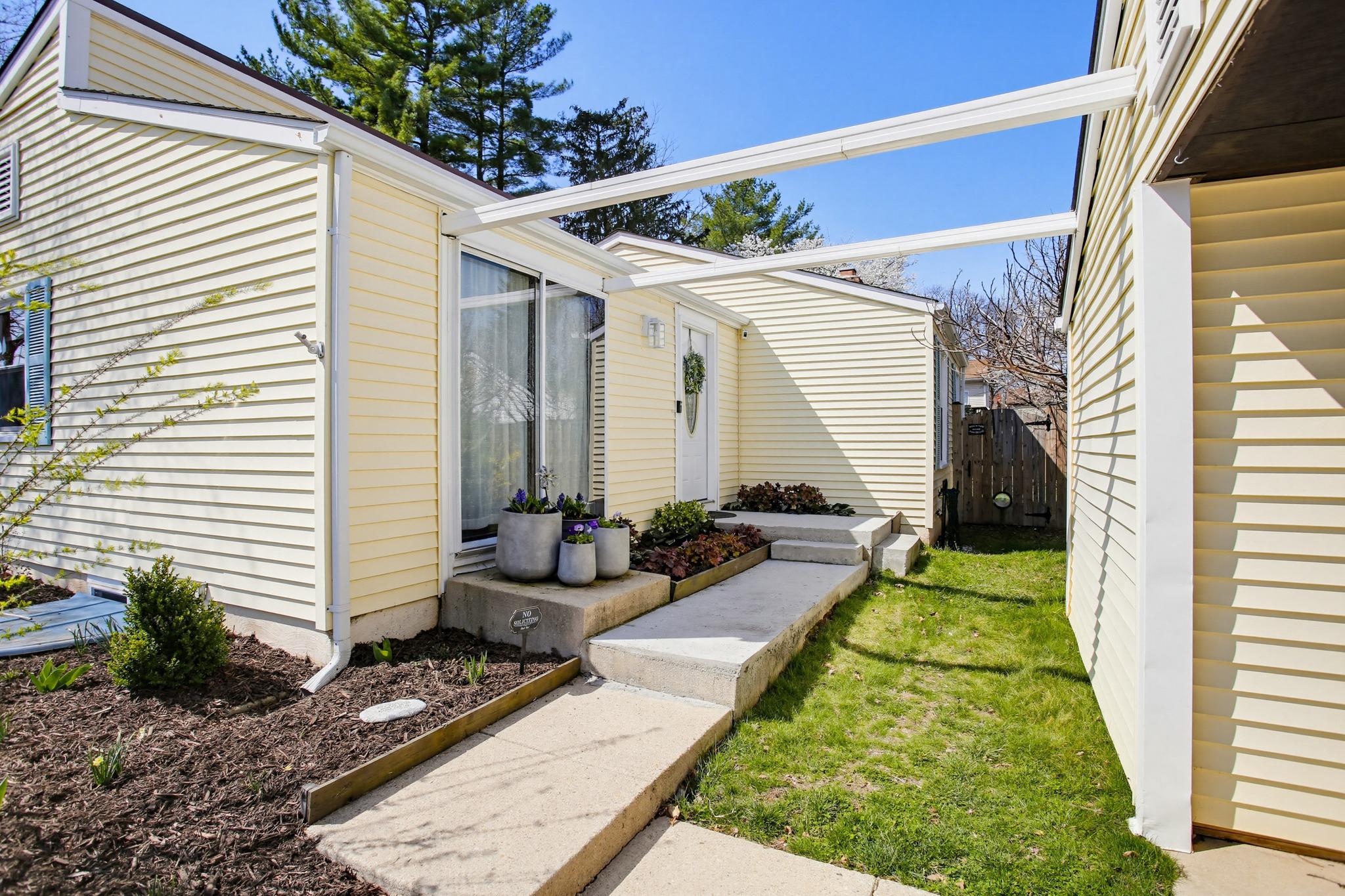 CLEMENS CROSSING - Residential