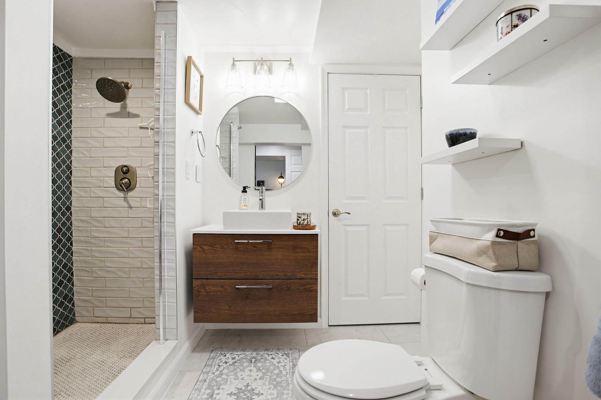 CLEMENS CROSSING - Residential