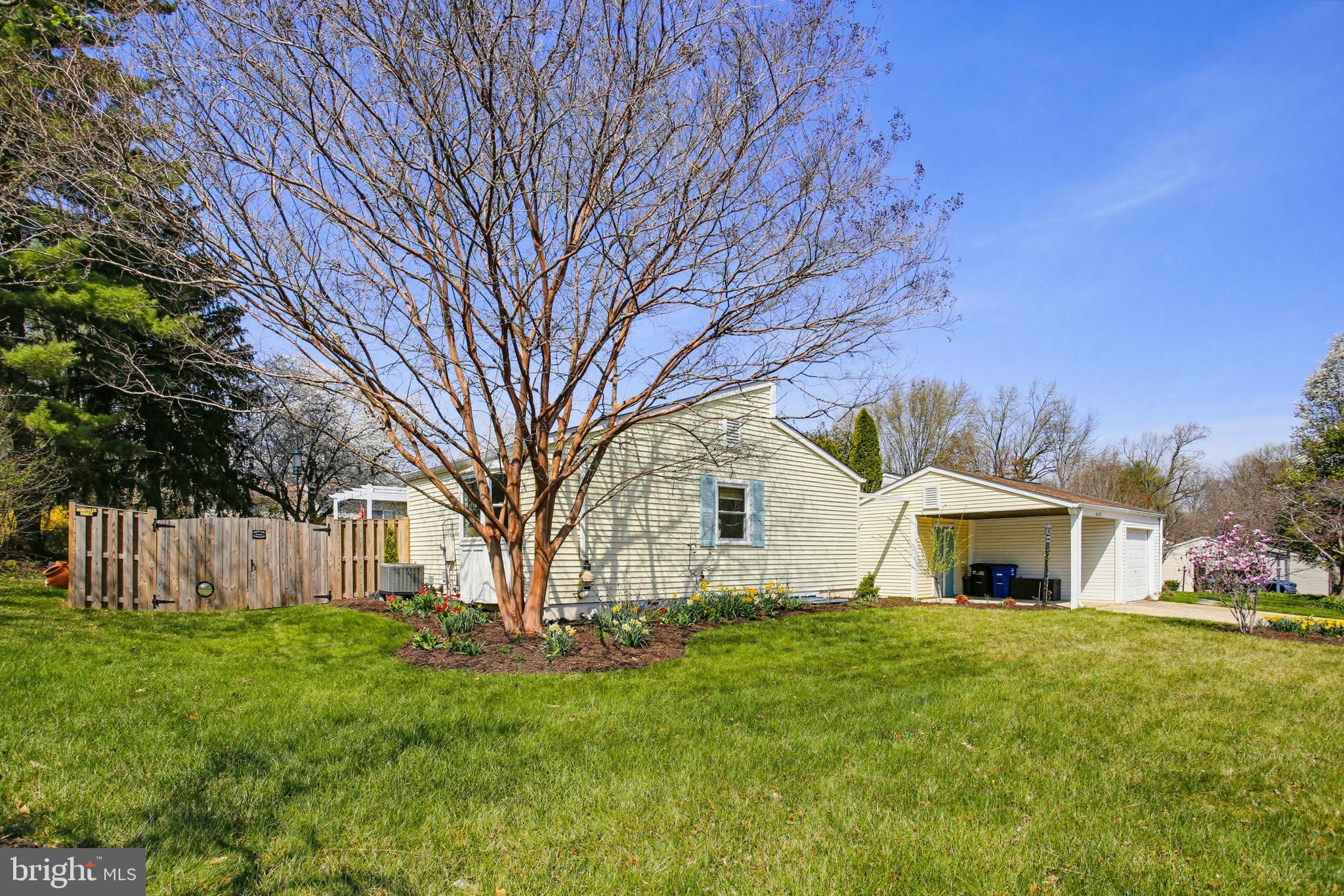 CLEMENS CROSSING - Residential