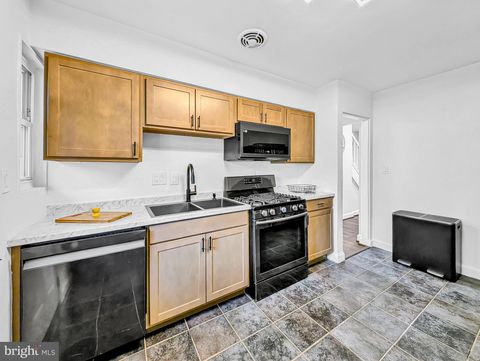 Tiny photo for 5603 Newton Street, HYATTSVILLE, MD 20784 (MLS # MDPG2203574)