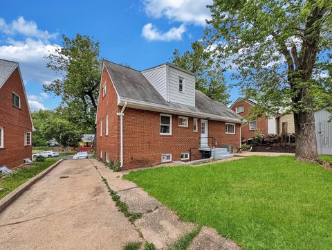 Tiny photo for 5603 Newton Street, HYATTSVILLE, MD 20784 (MLS # MDPG2203574)