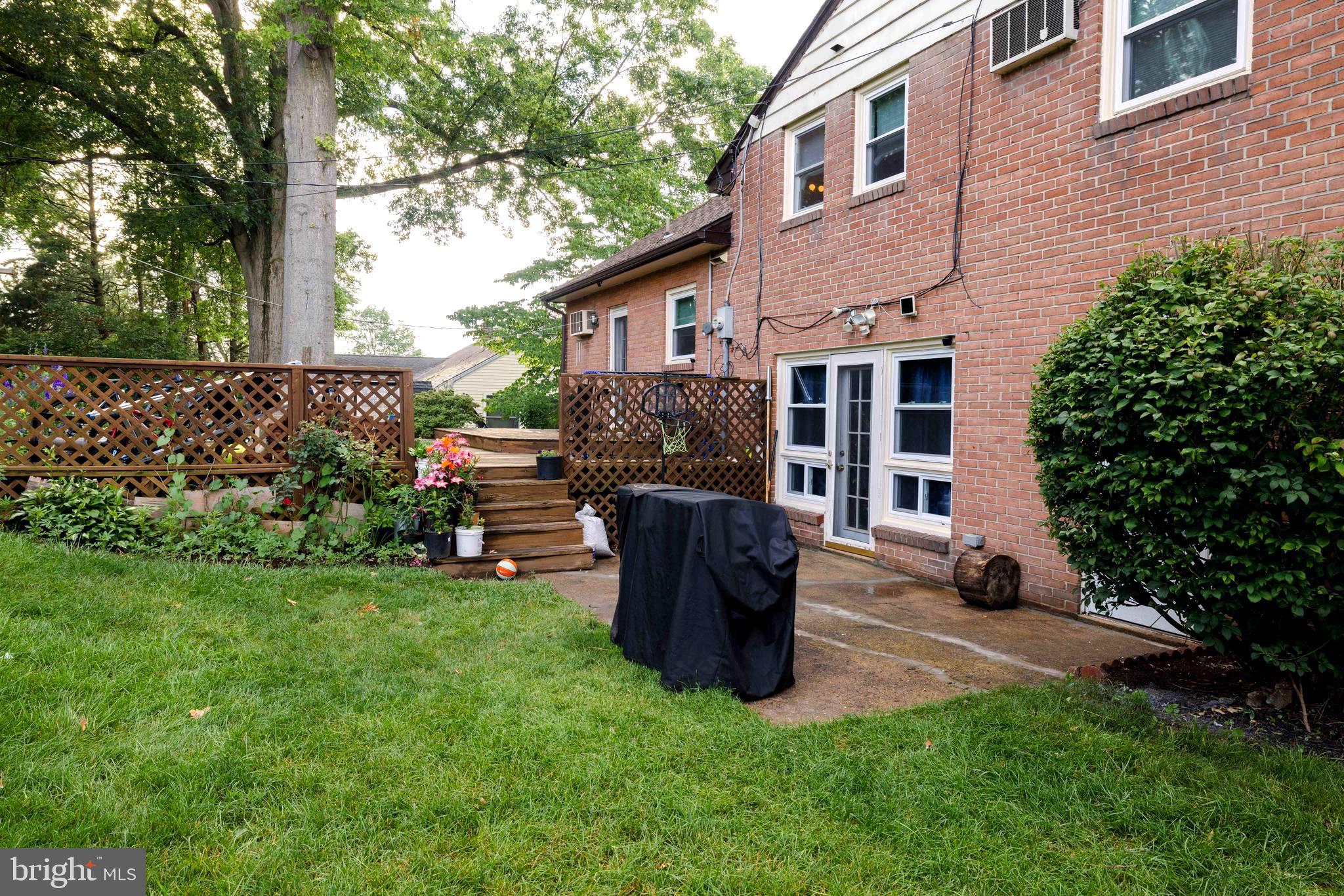 WEST END LANCASTER - Residential