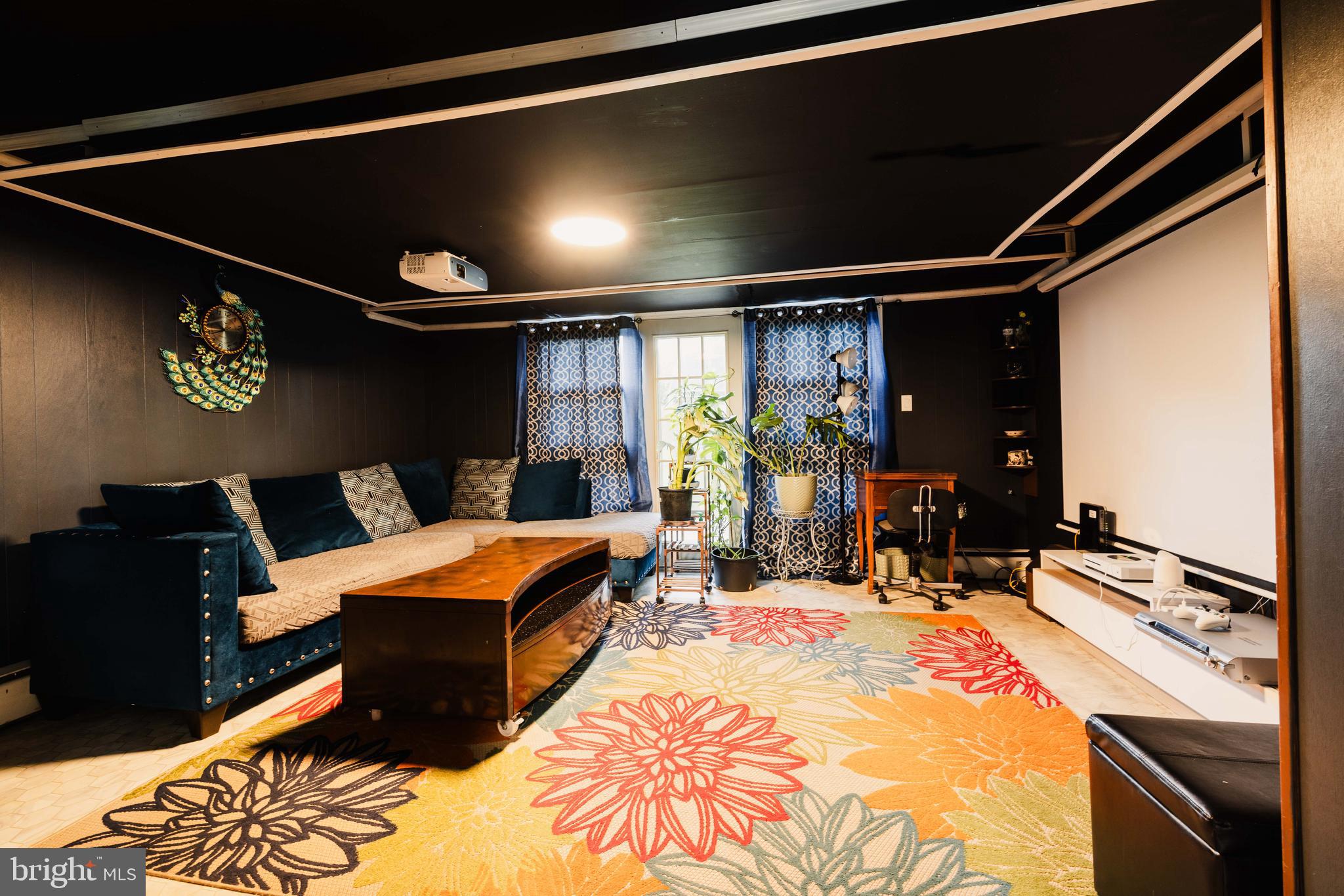 WEST END LANCASTER - Residential