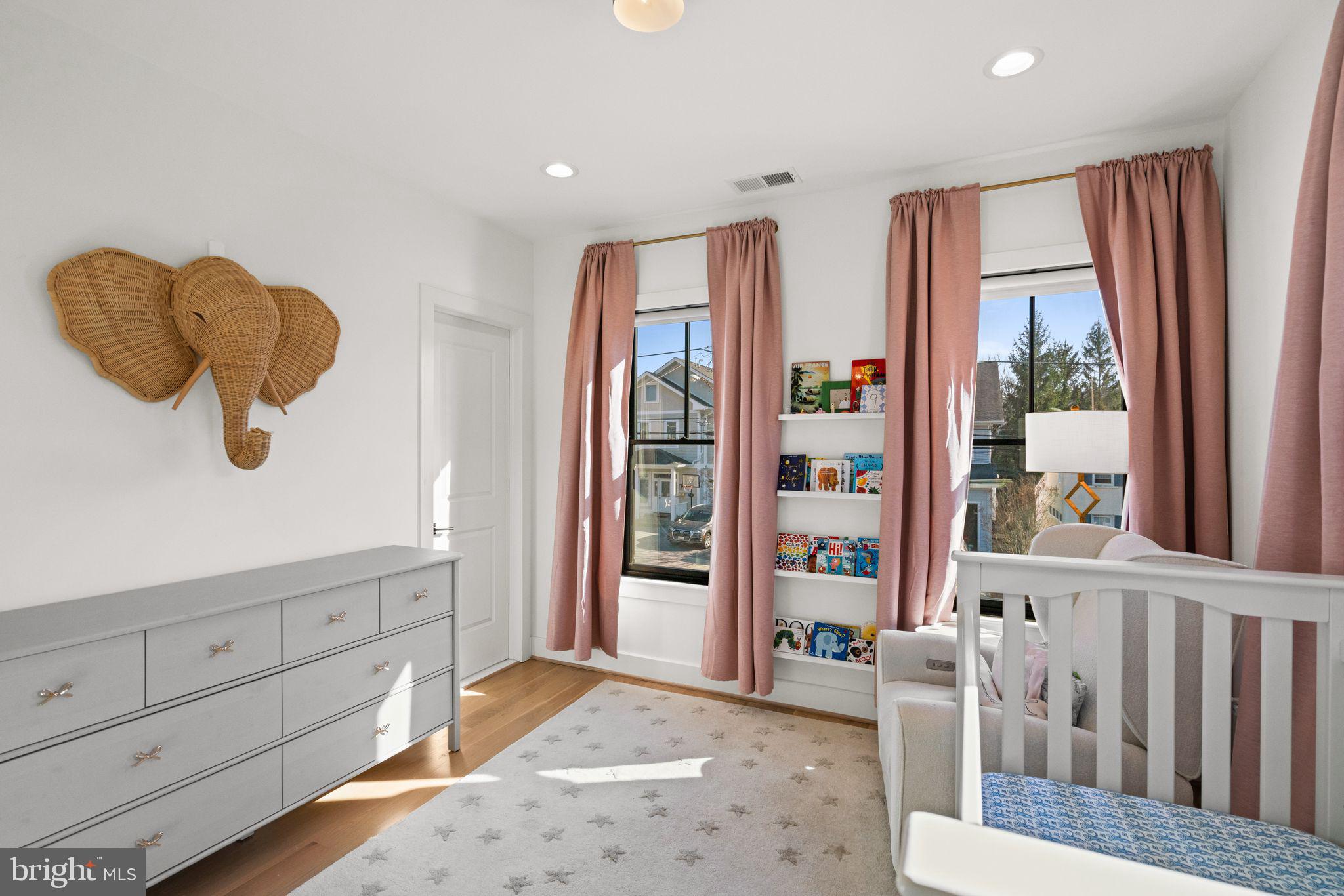 ROSEDALE PARK - Residential