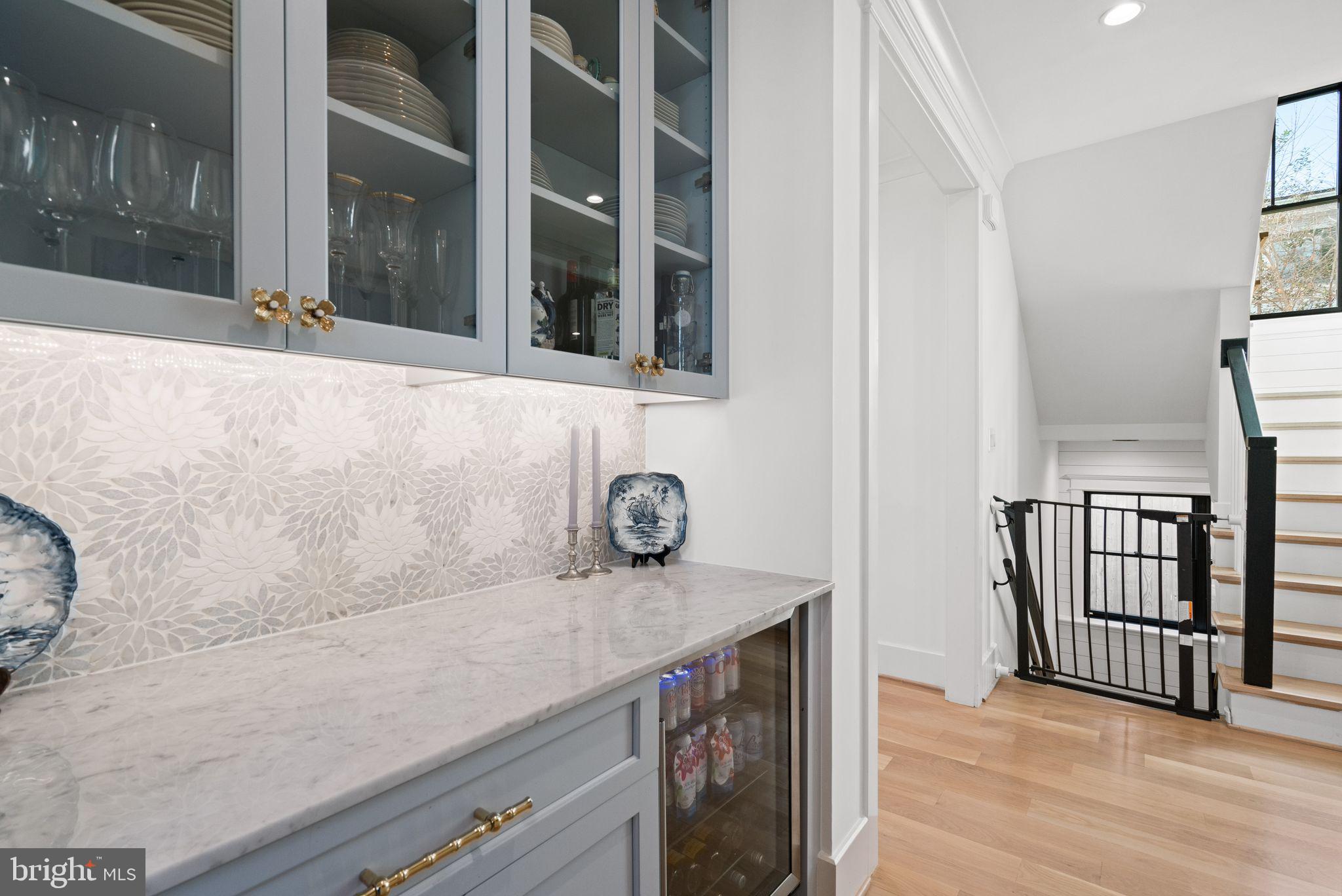 ROSEDALE PARK - Residential