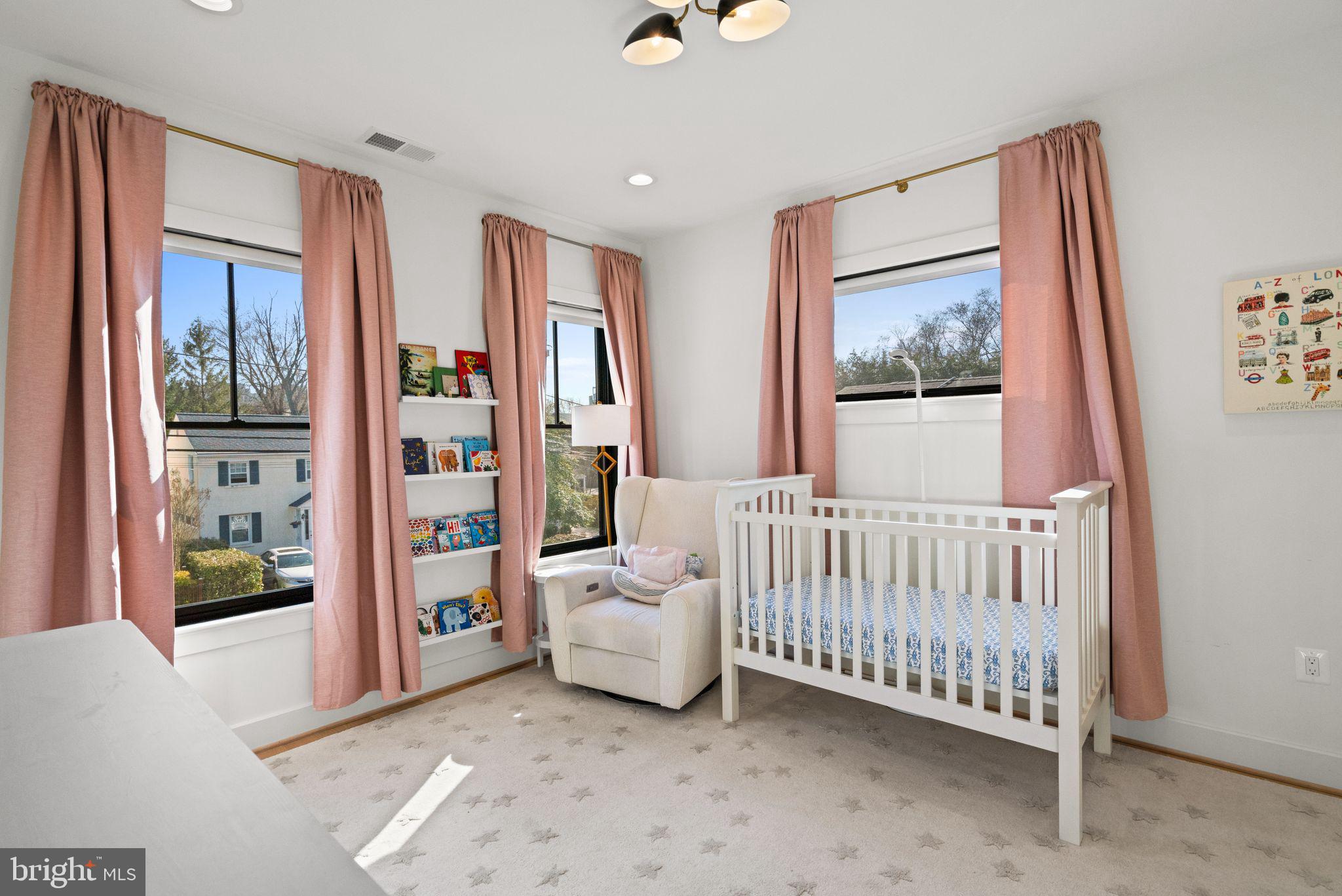 ROSEDALE PARK - Residential