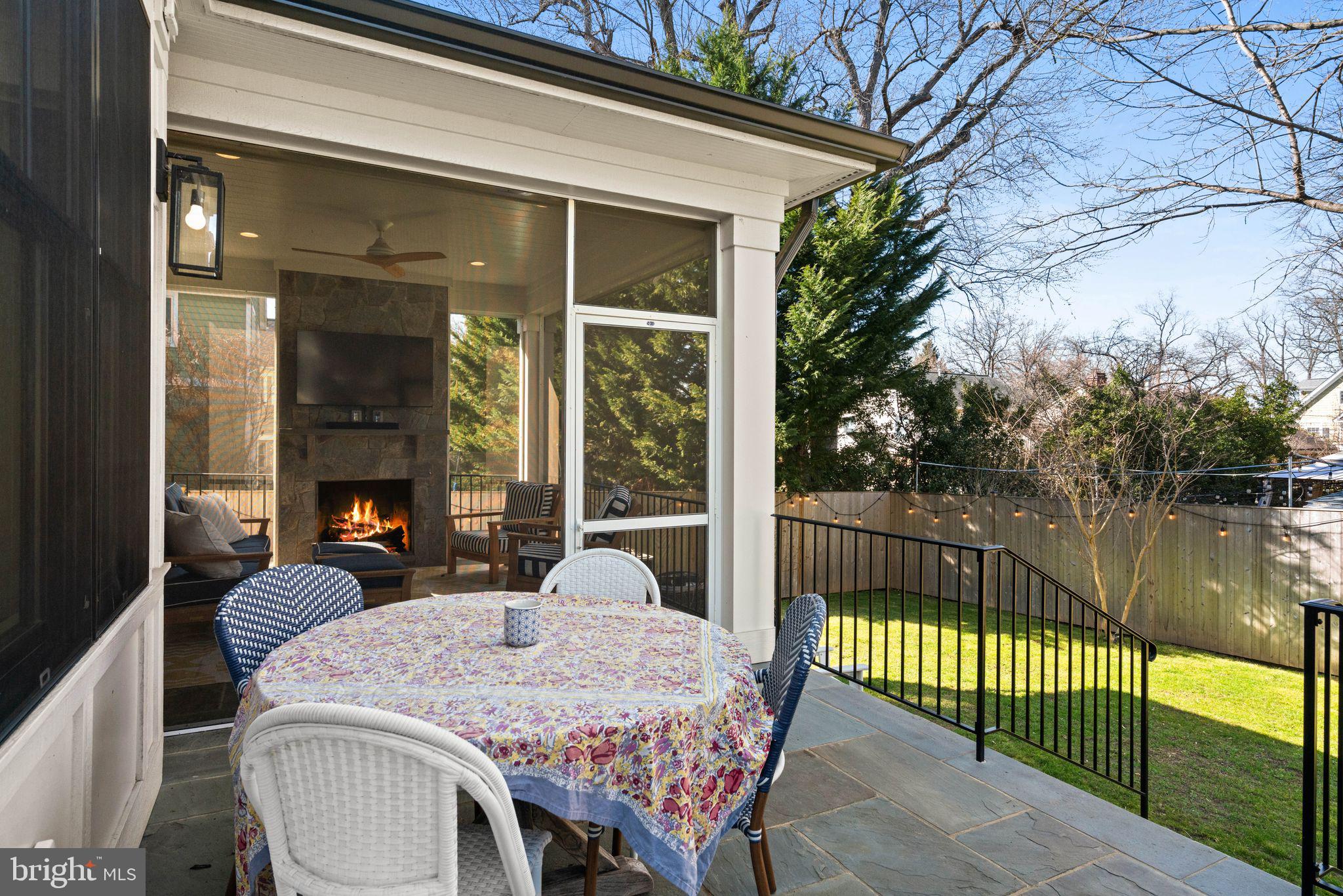 ROSEDALE PARK - Residential