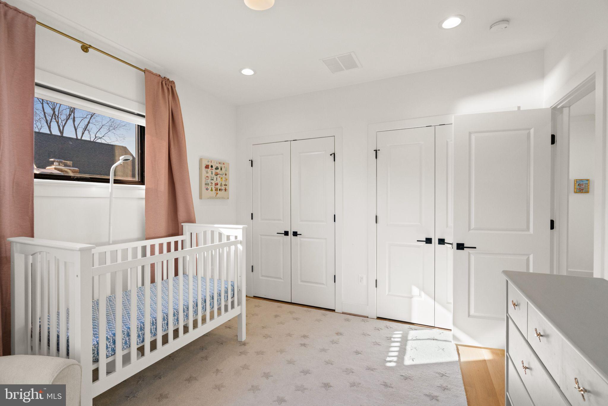 ROSEDALE PARK - Residential