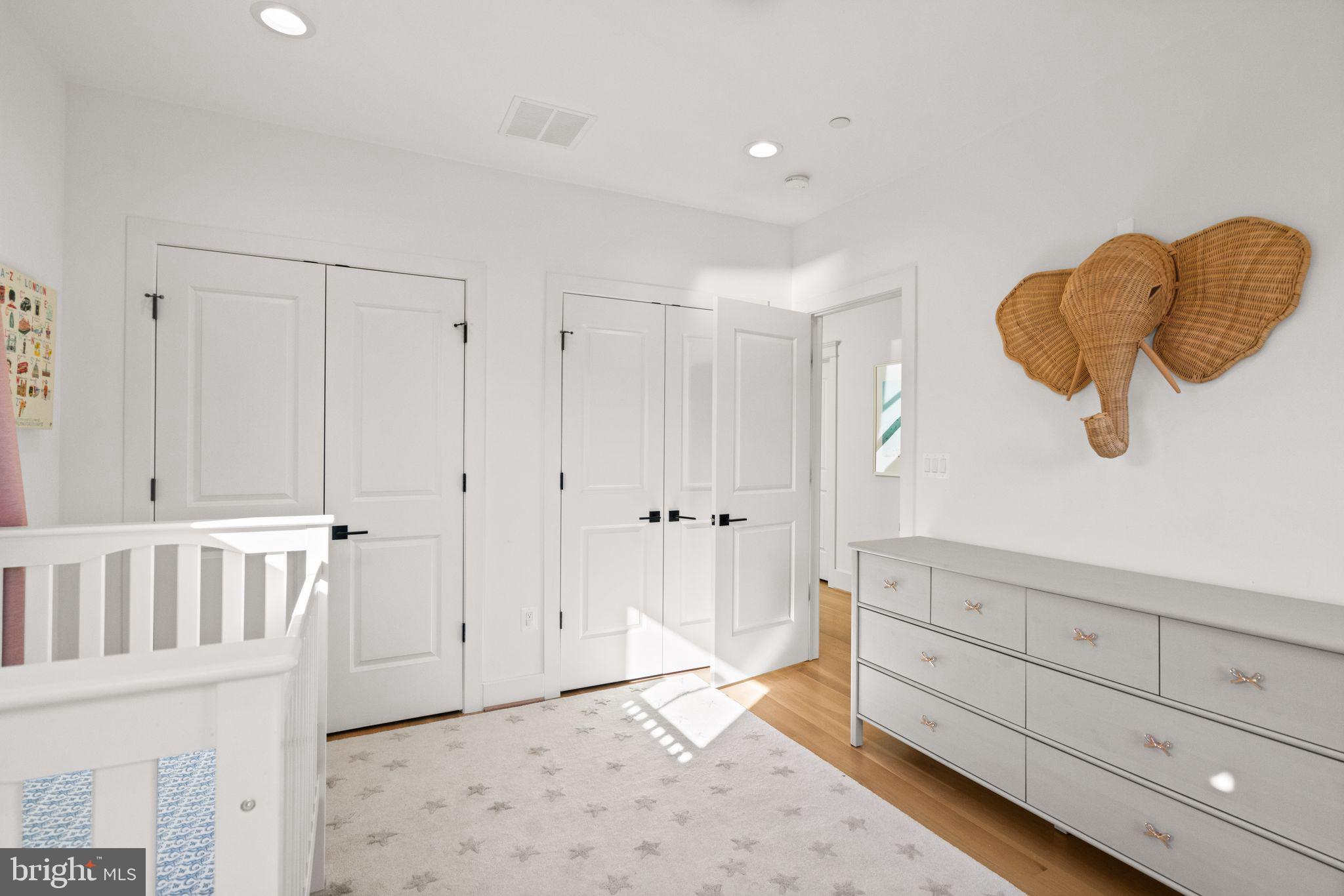 ROSEDALE PARK - Residential