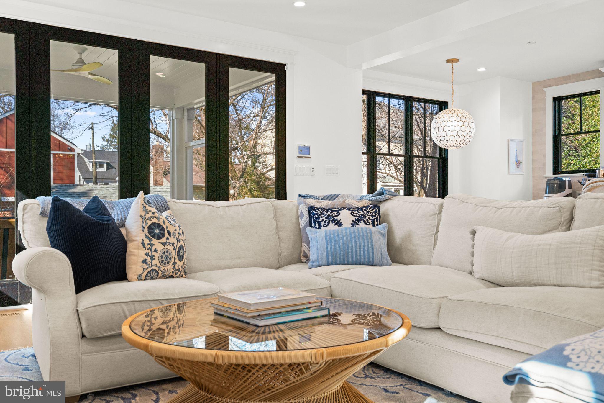 ROSEDALE PARK - Residential