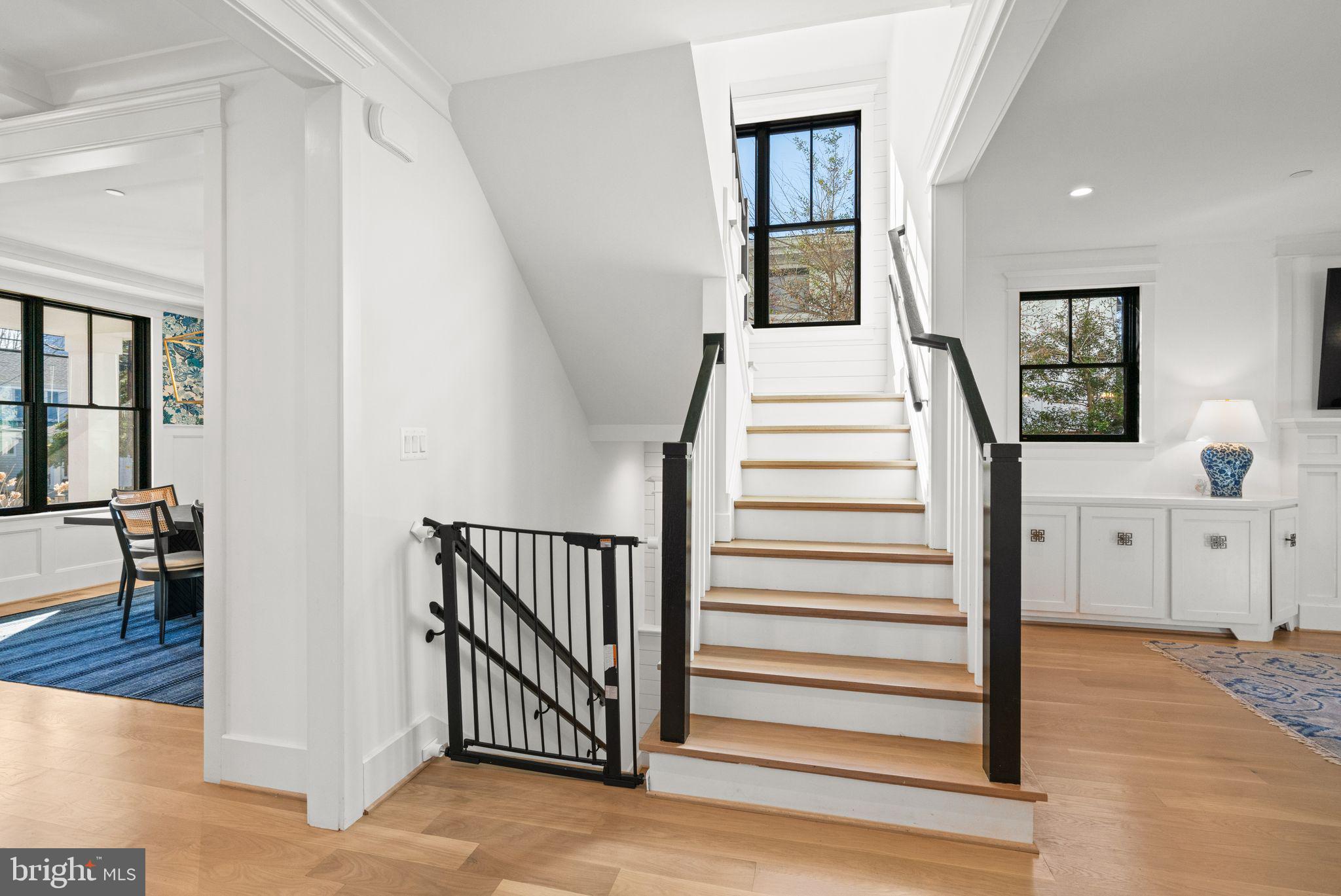 ROSEDALE PARK - Residential