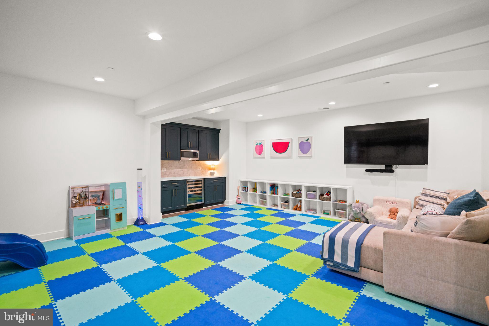 ROSEDALE PARK - Residential