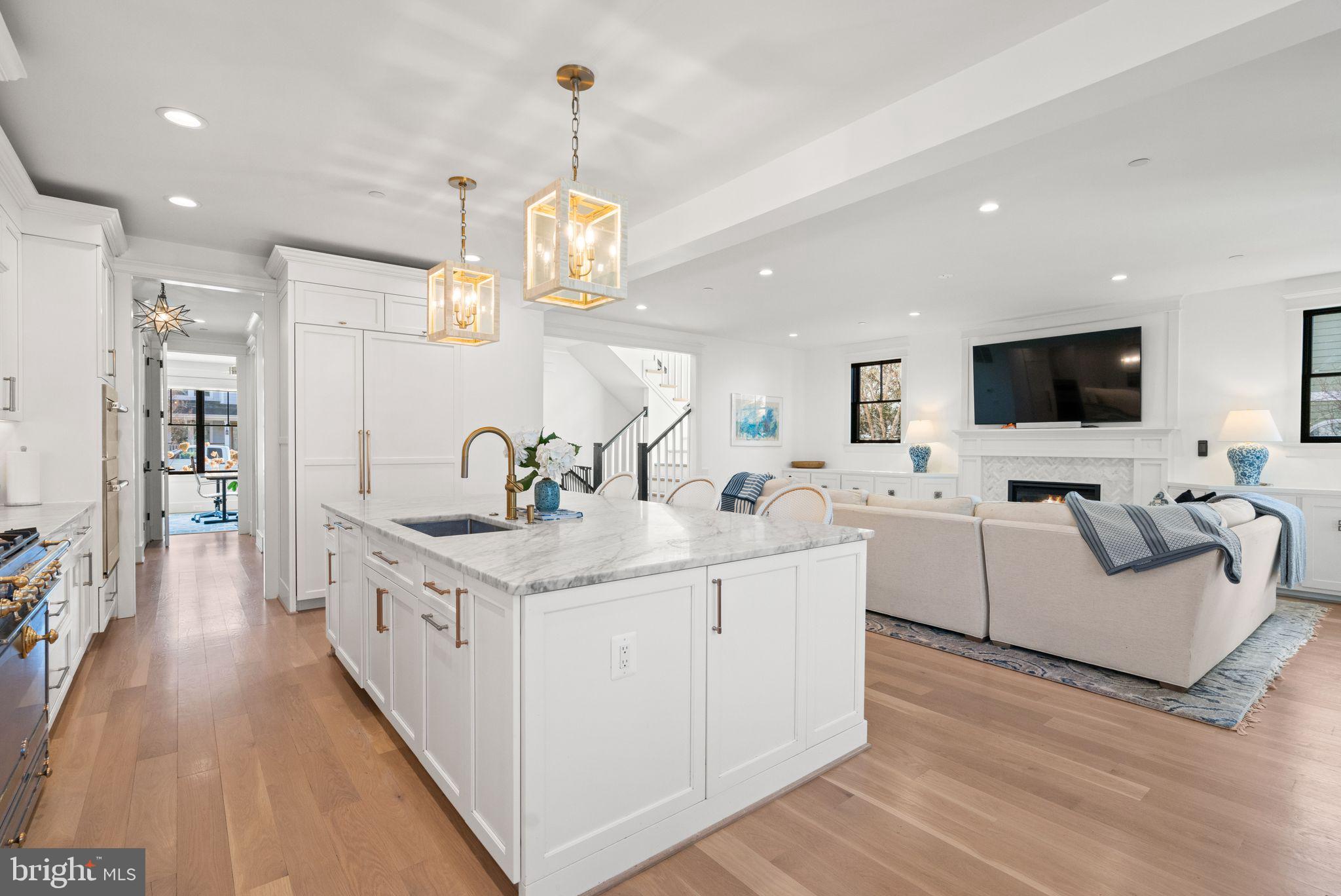 ROSEDALE PARK - Residential