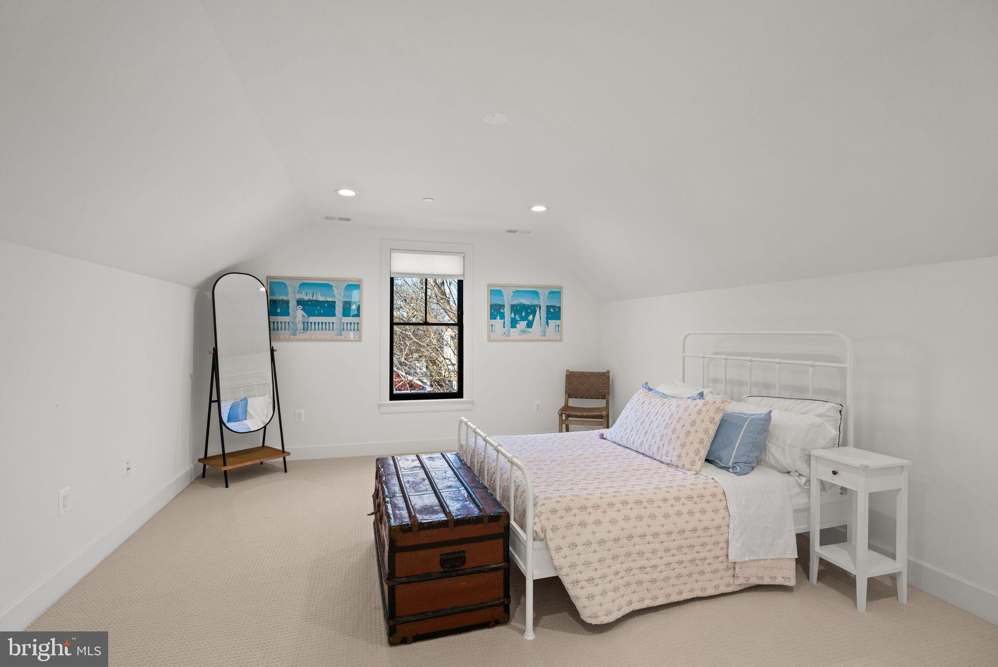 ROSEDALE PARK - Residential