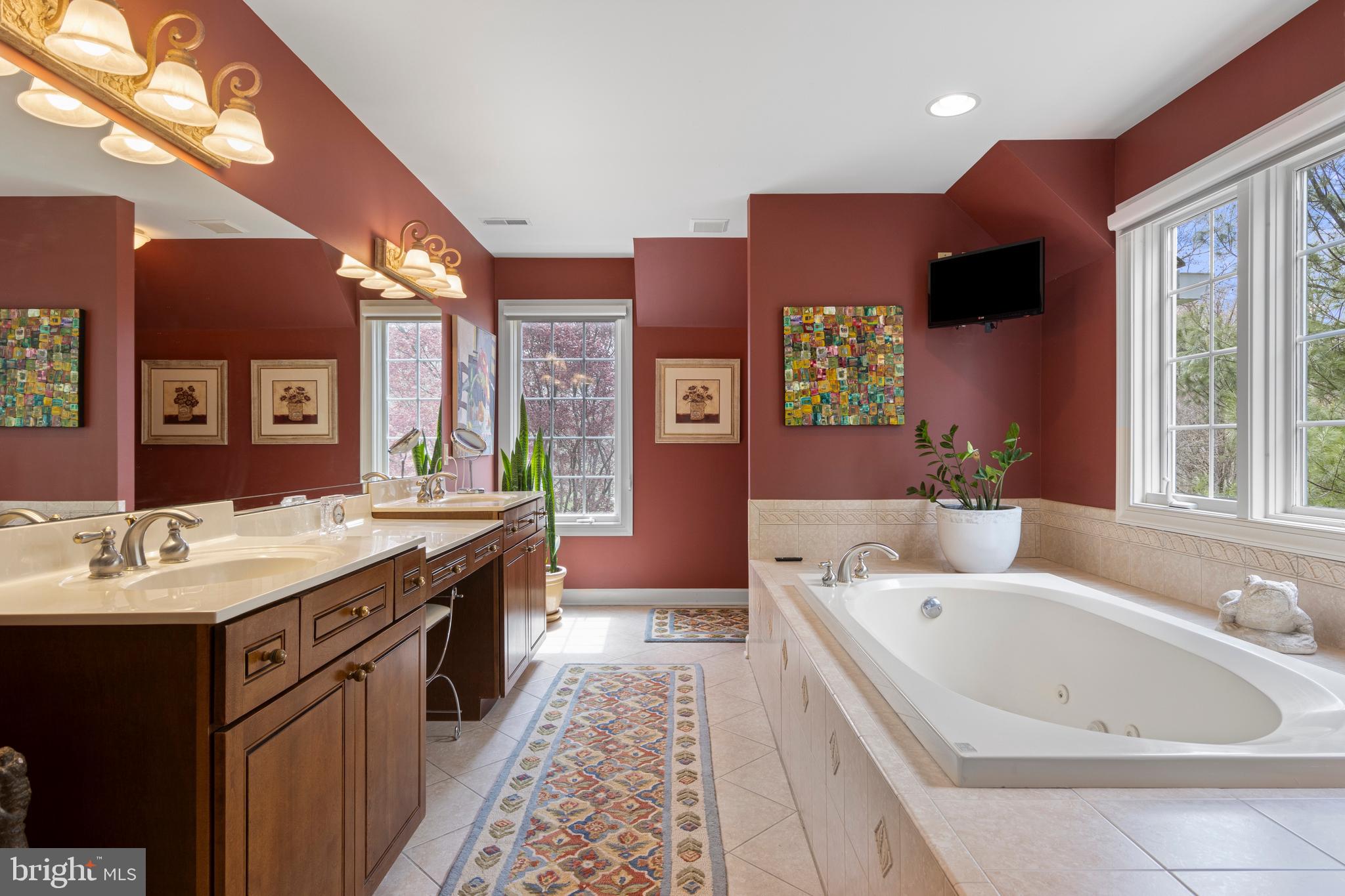 VILLAGE BLACKSHIRE - Residential