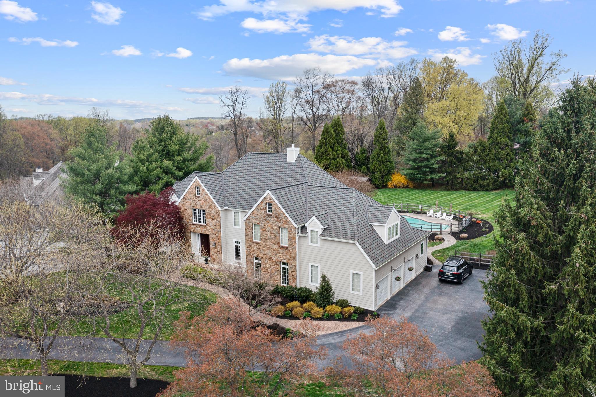 VILLAGE BLACKSHIRE - Residential