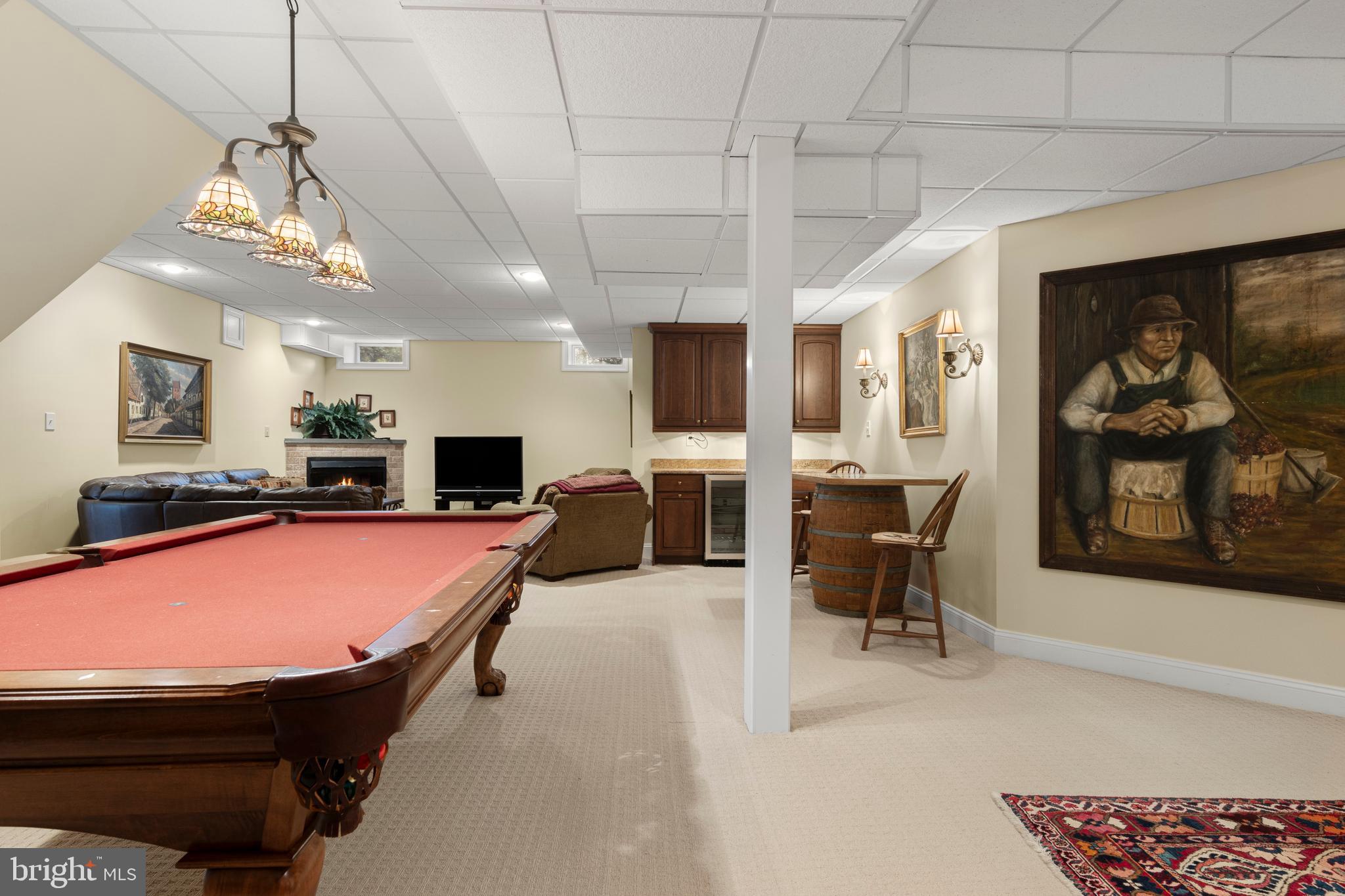 VILLAGE BLACKSHIRE - Residential