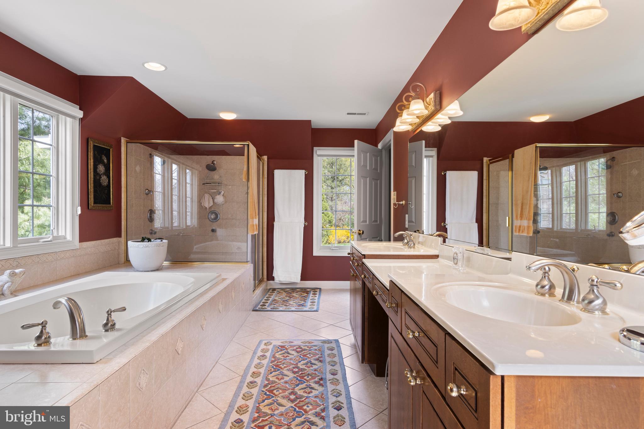 VILLAGE BLACKSHIRE - Residential