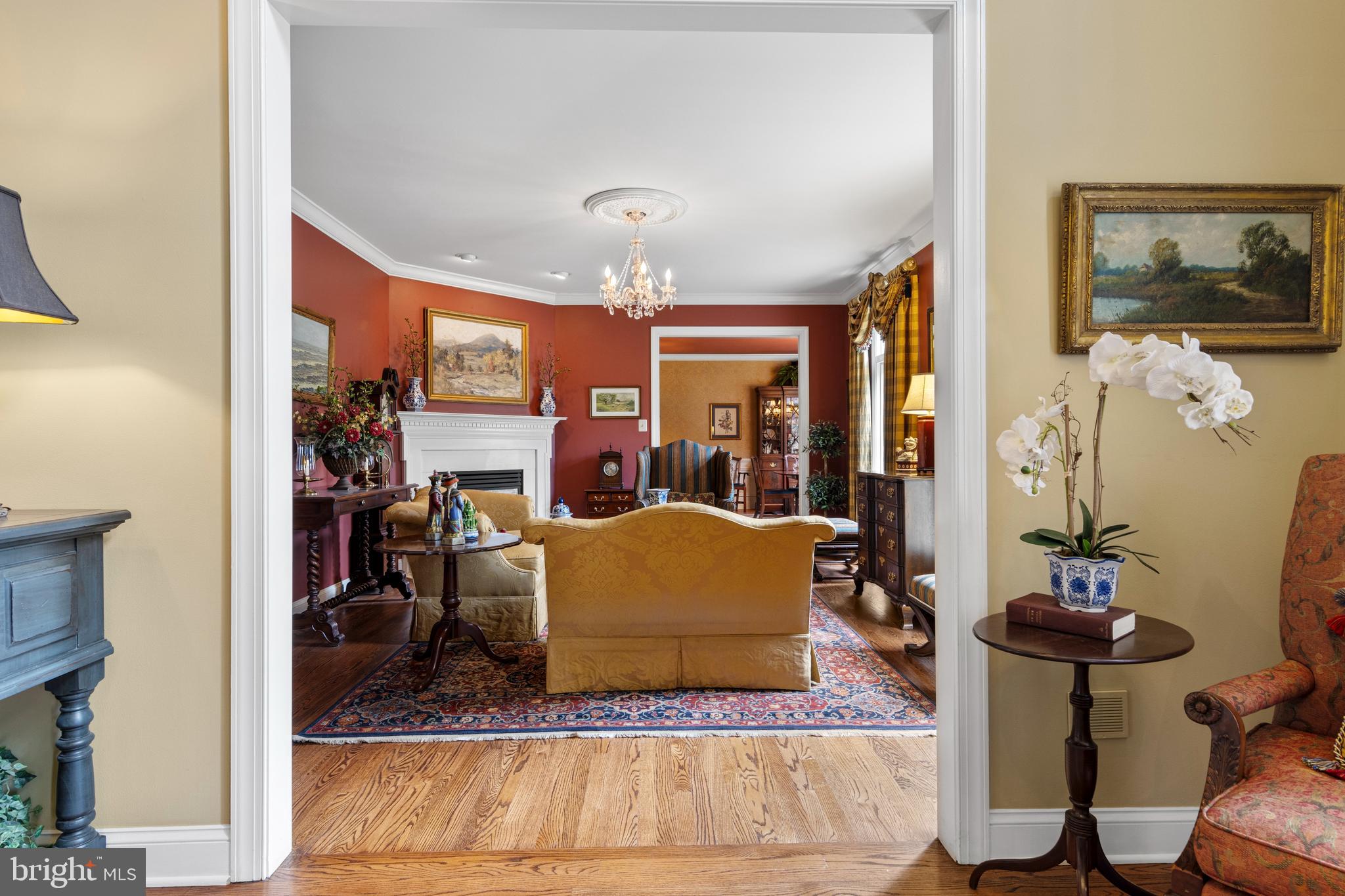 VILLAGE BLACKSHIRE - Residential