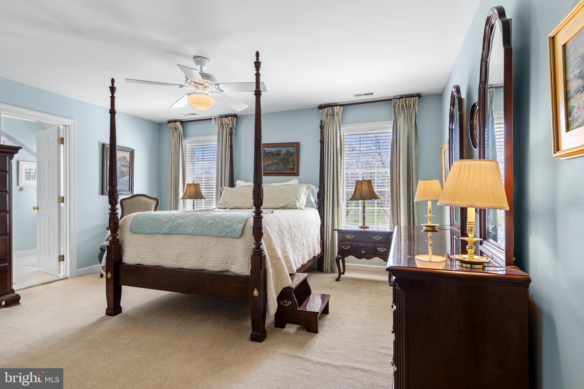 VILLAGE BLACKSHIRE - Residential